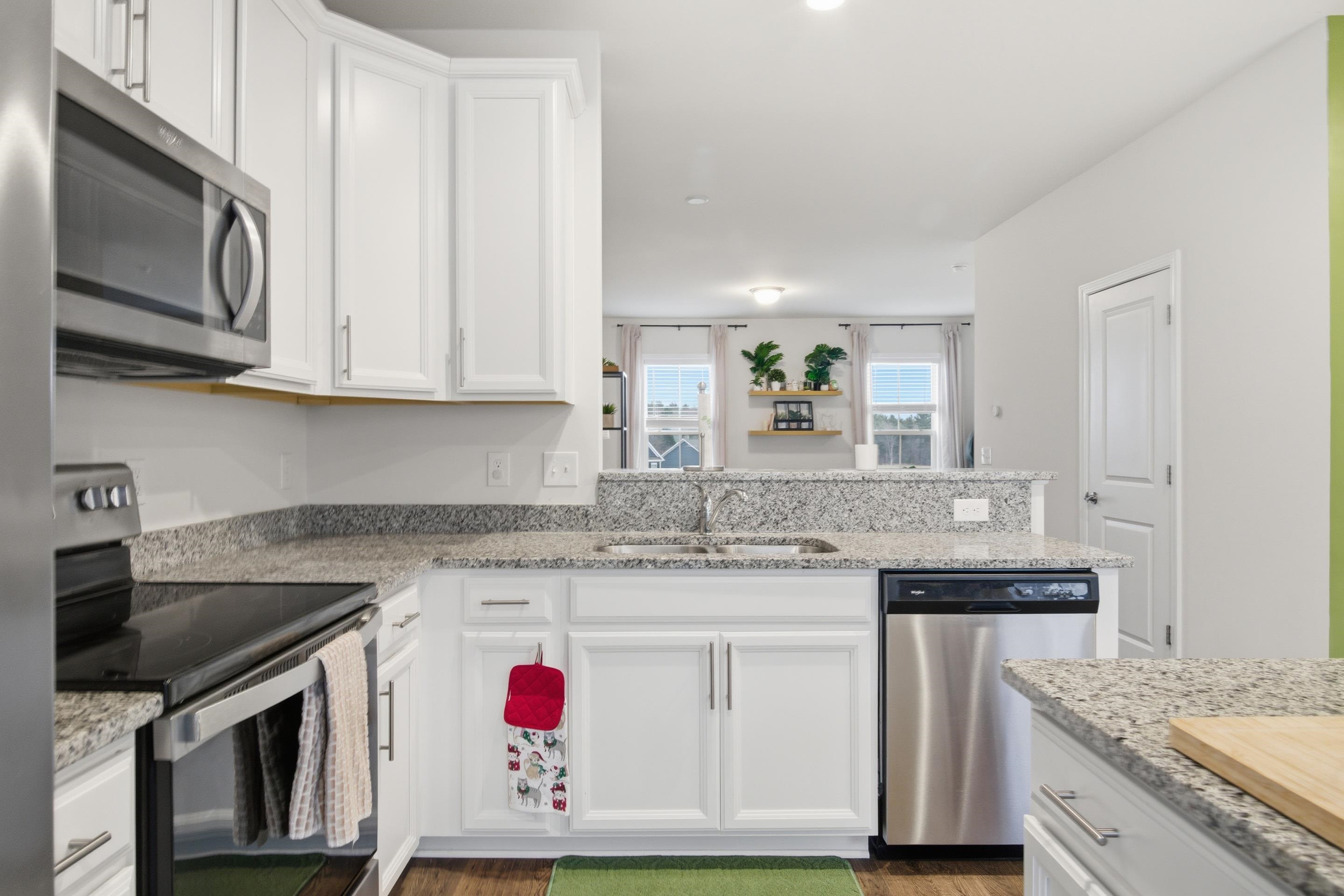 390 HAMILTON Avenue NW