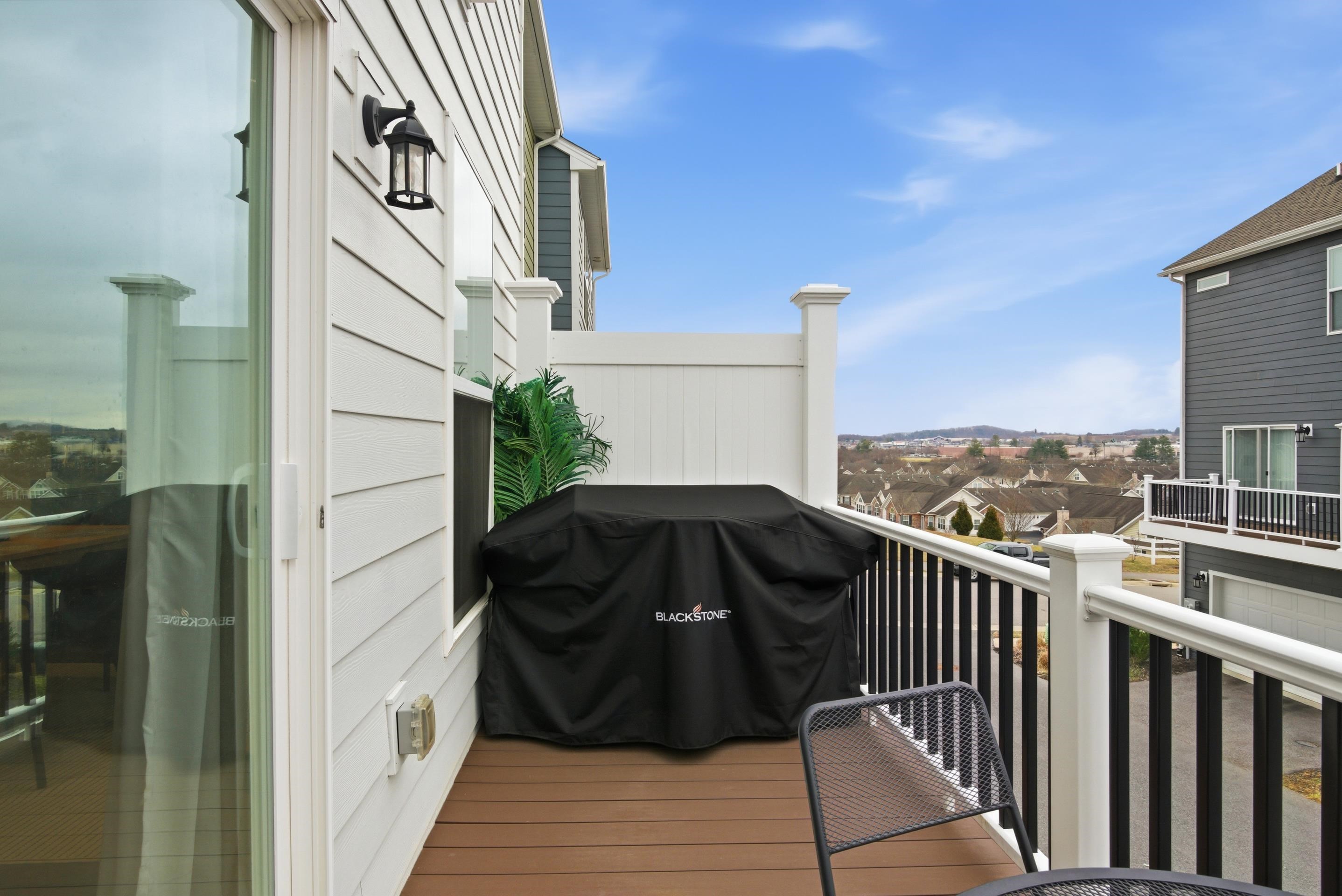 390 HAMILTON Avenue NW