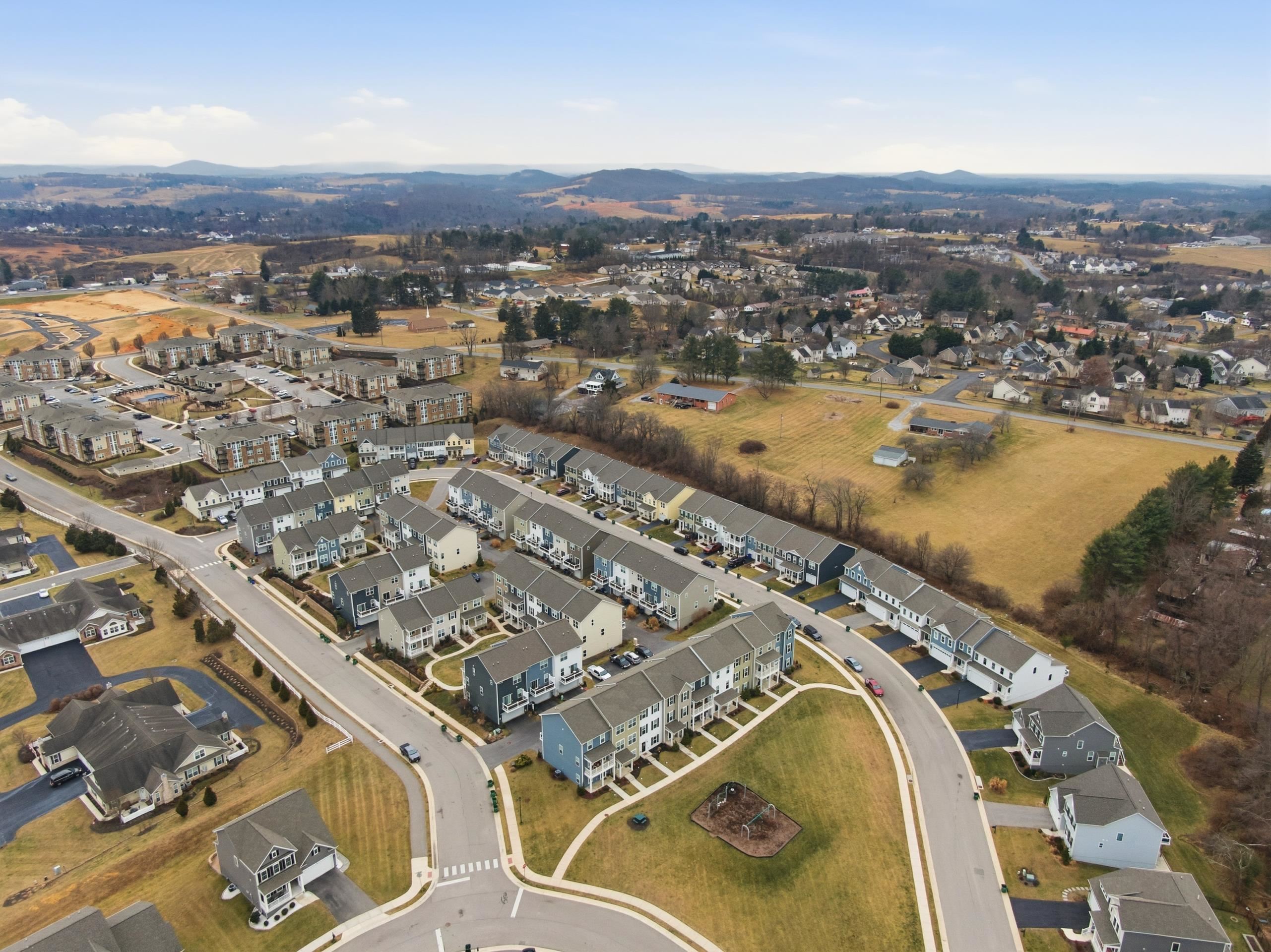 390 HAMILTON Avenue NW