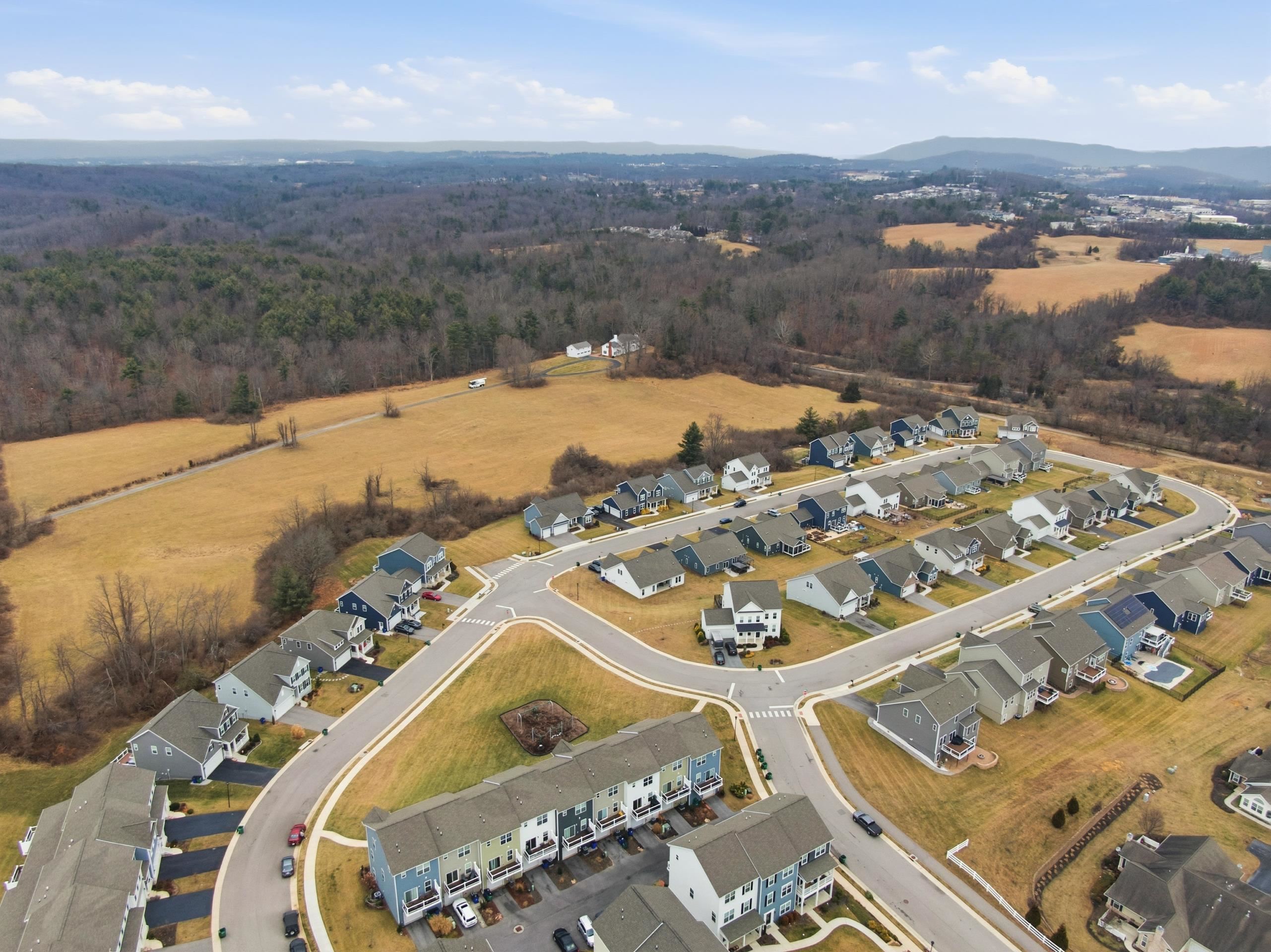 390 HAMILTON Avenue NW