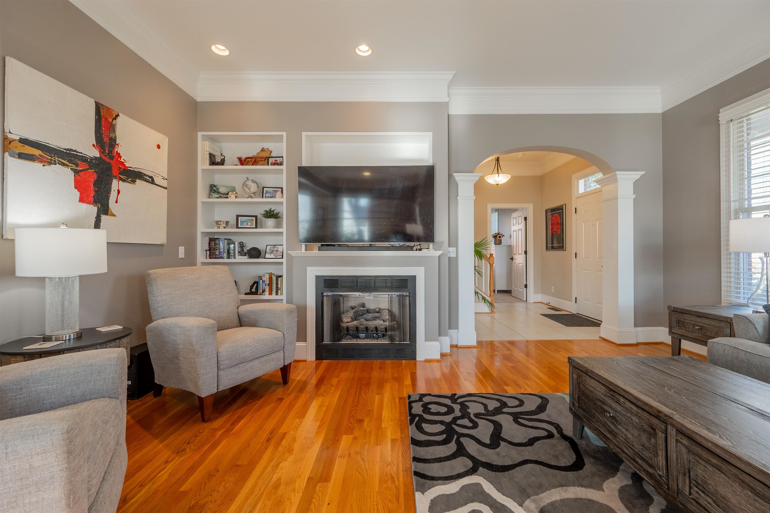 2203 Hardwick Street