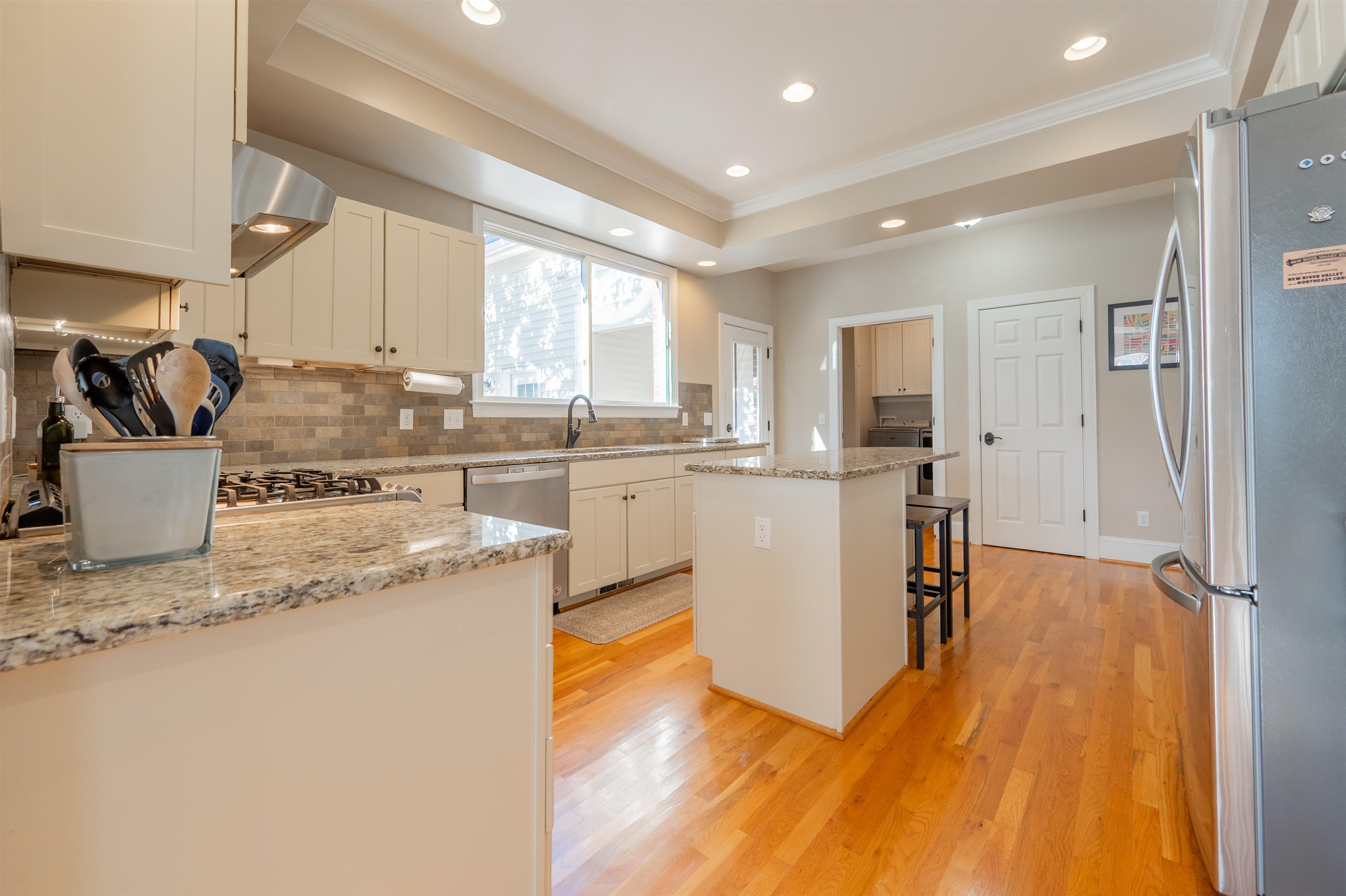 2203 Hardwick Street