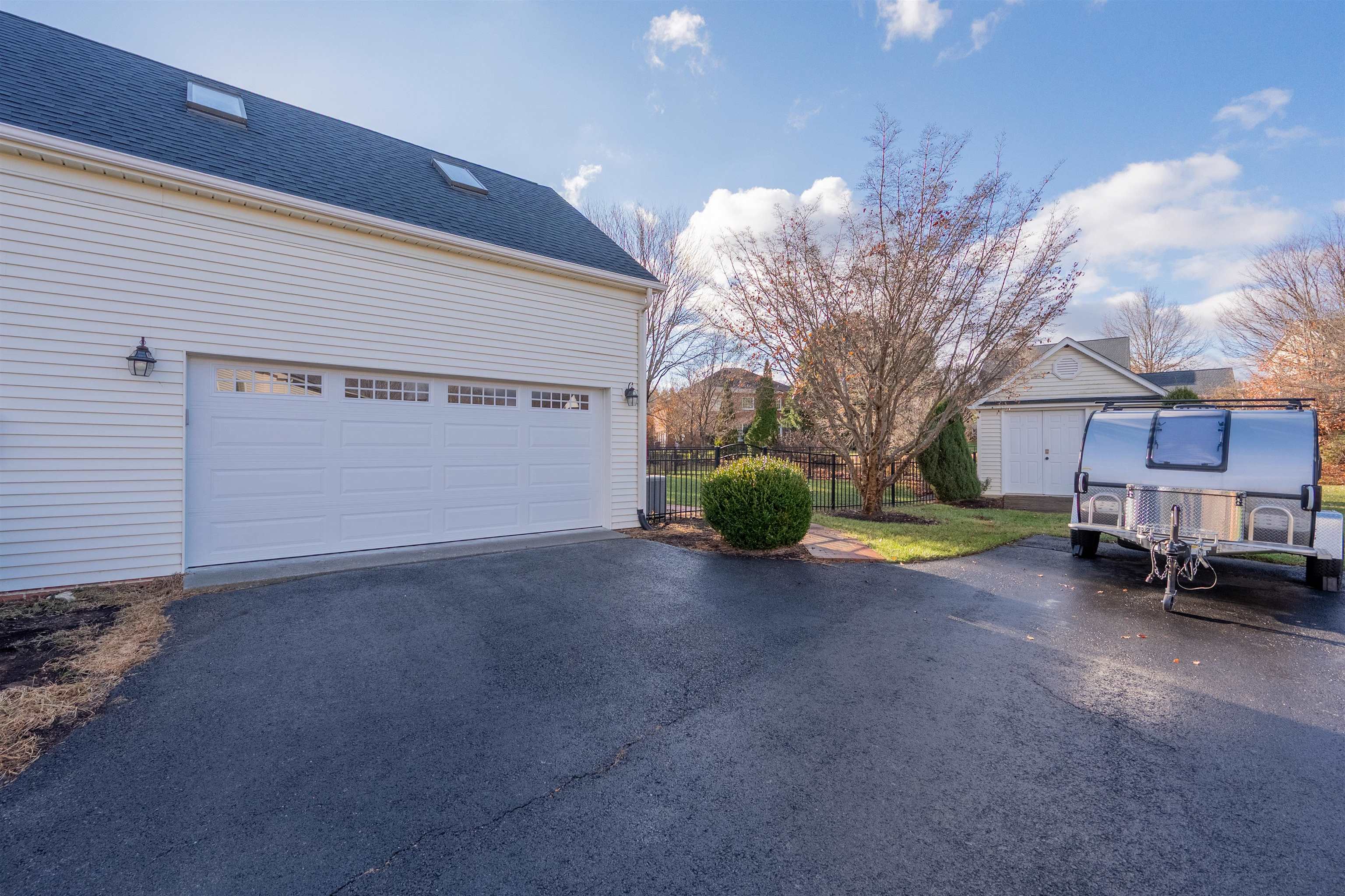 2203 Hardwick Street