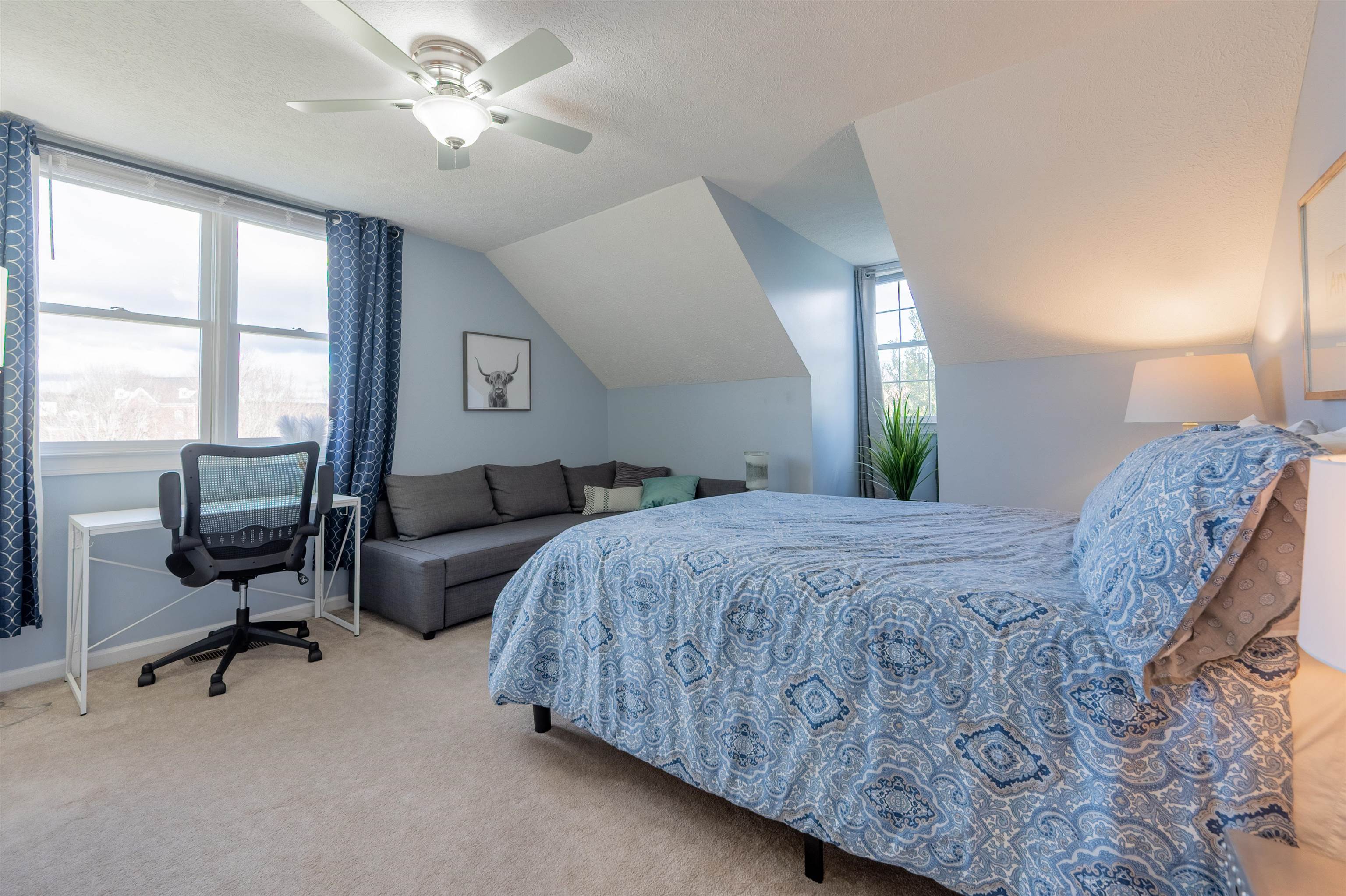 2203 Hardwick Street