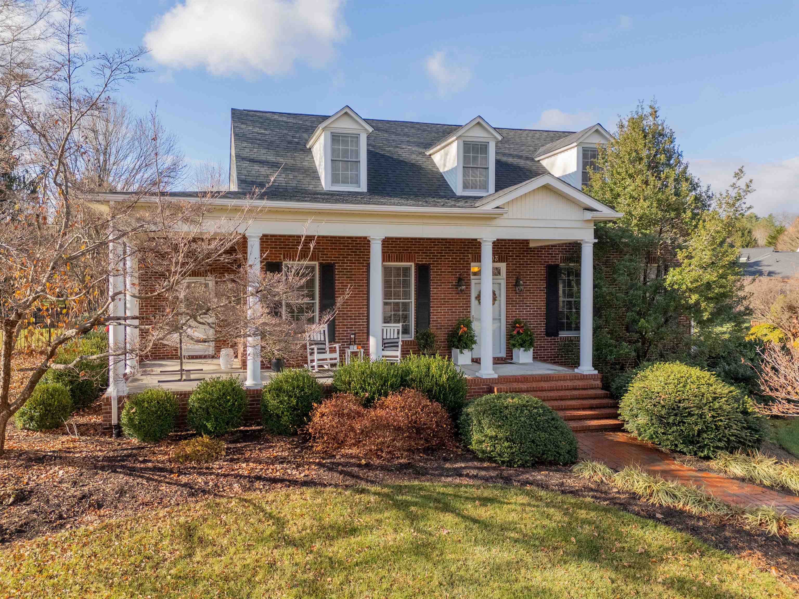 2203 Hardwick Street