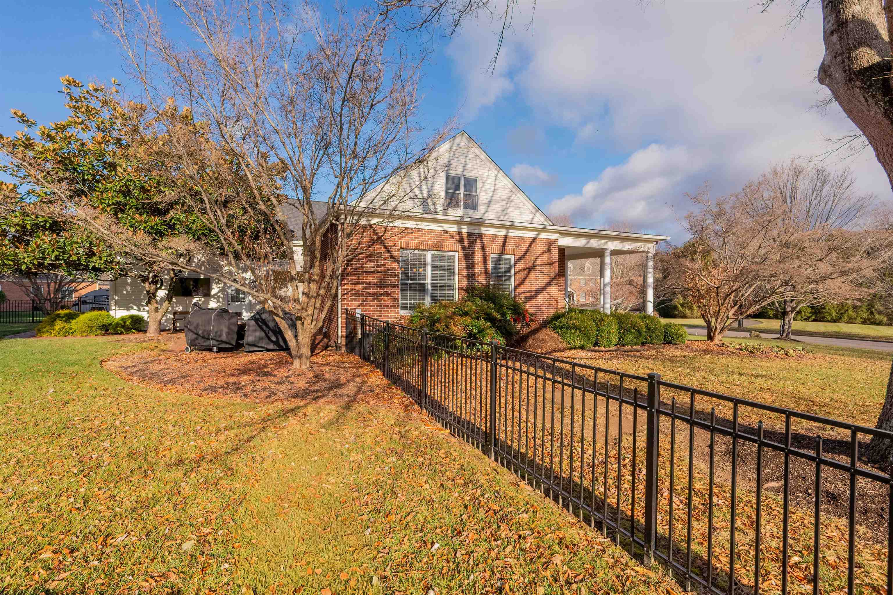 2203 Hardwick Street