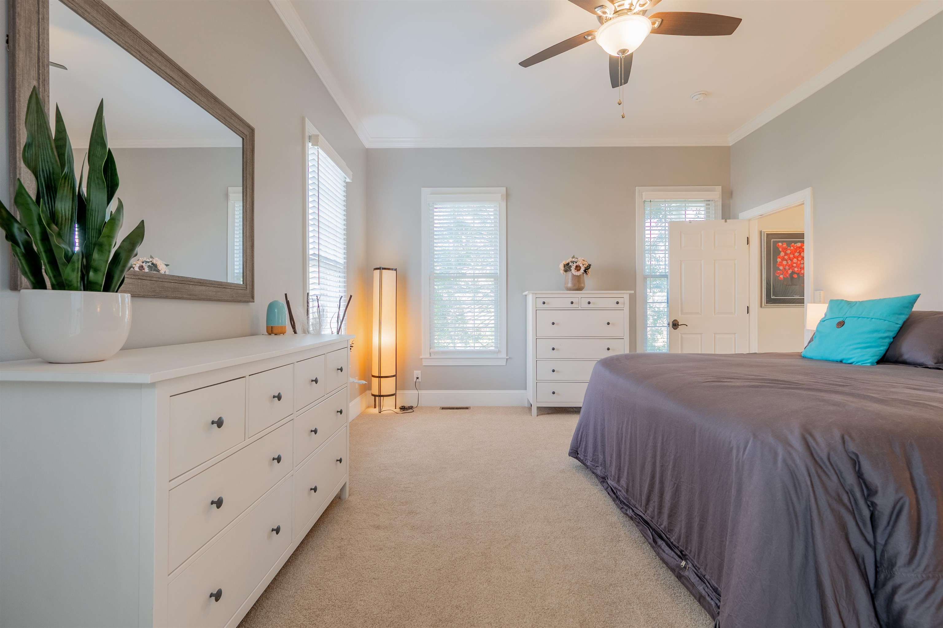 2203 Hardwick Street