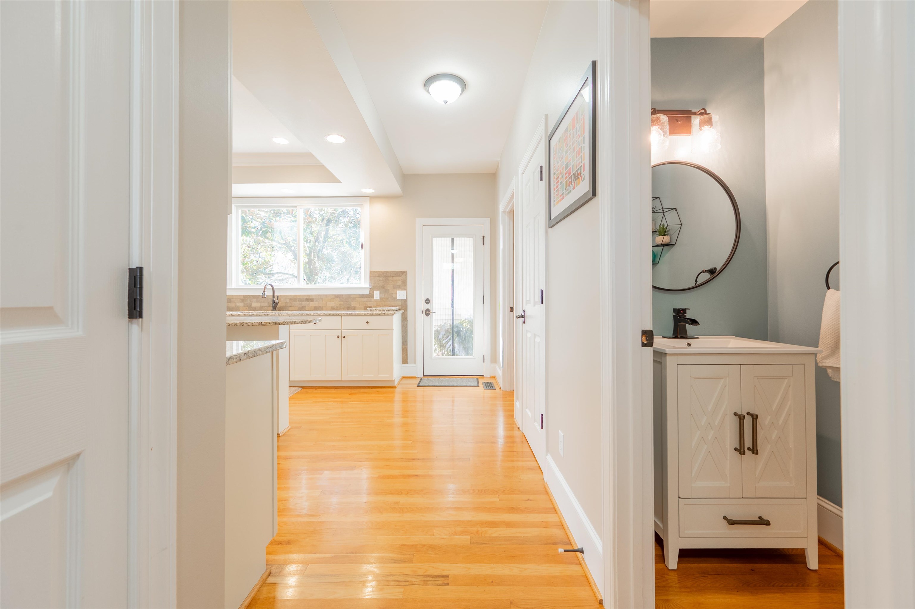 2203 Hardwick Street