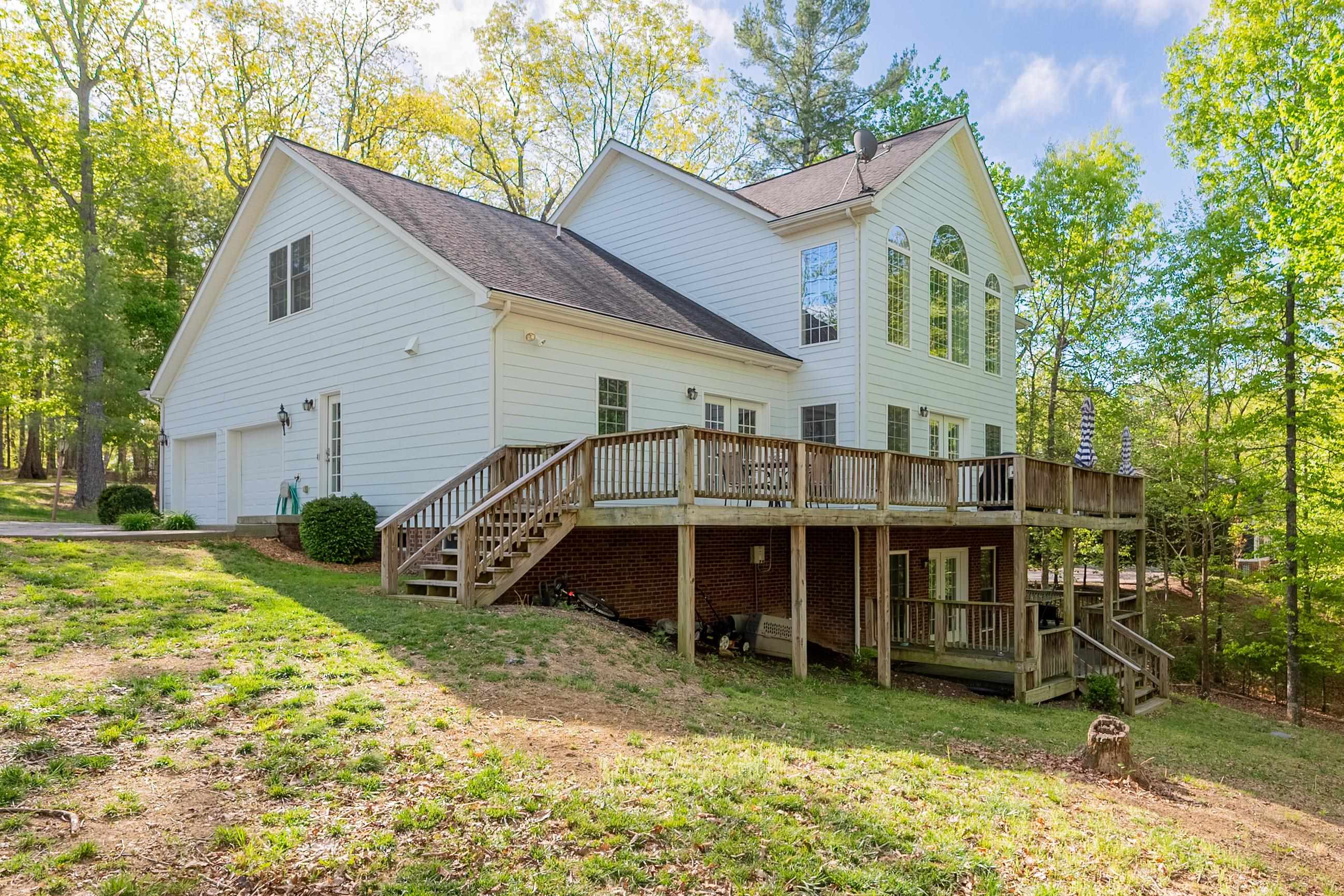 960 Coalwood Way