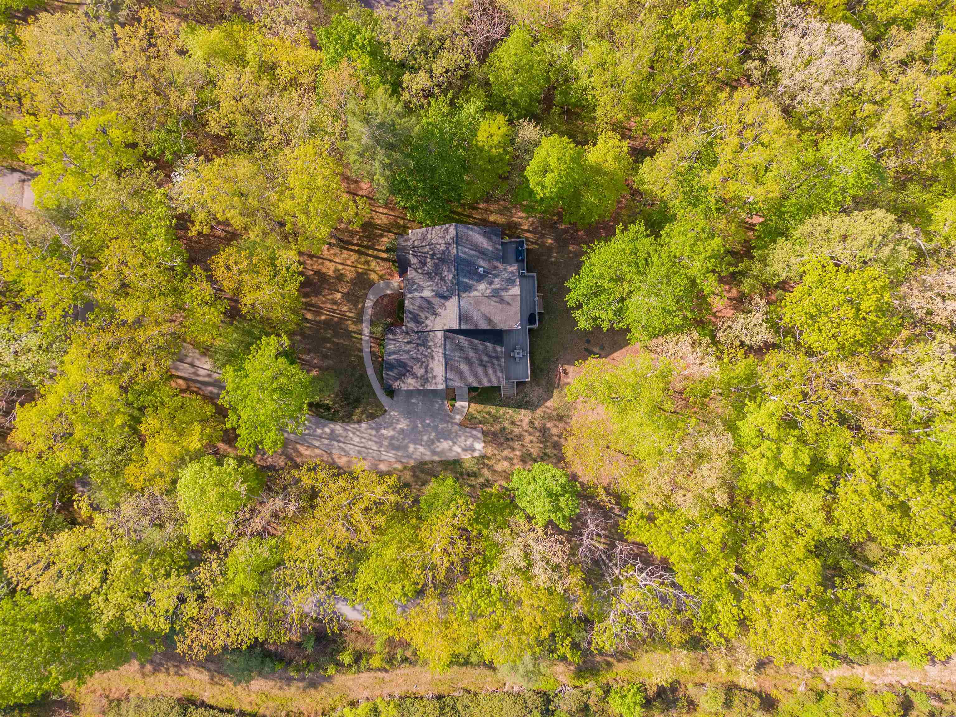 960 Coalwood Way