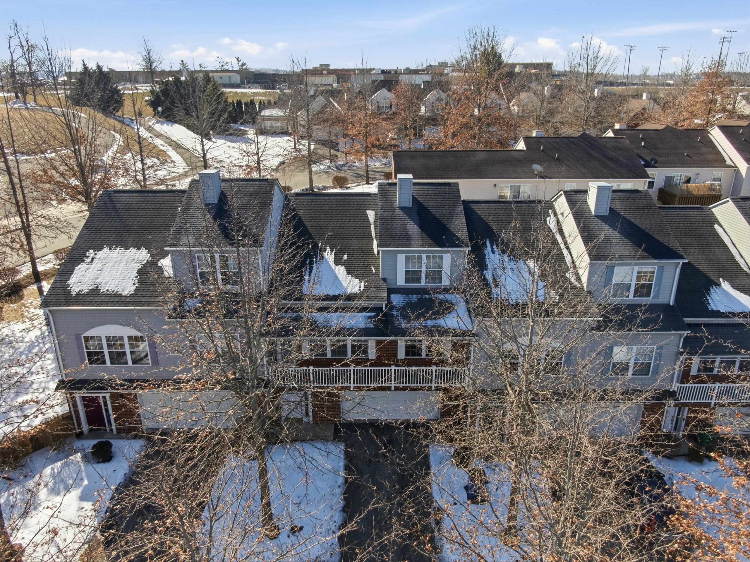 380 OAKTREE Boulevard