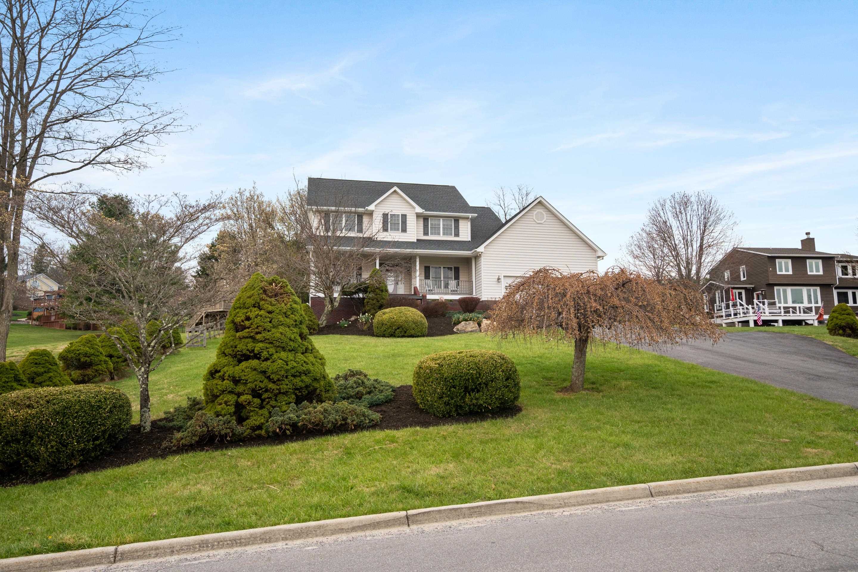 408 Cedar Orchard Dr W Drive W