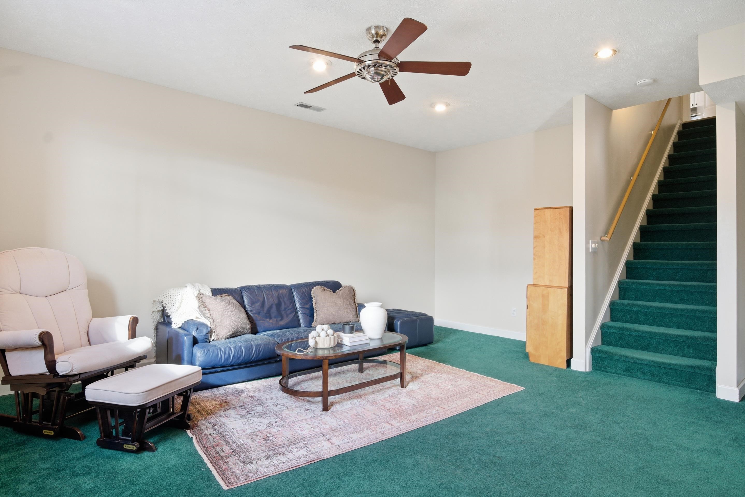 408 Cedar Orchard Dr W Drive W