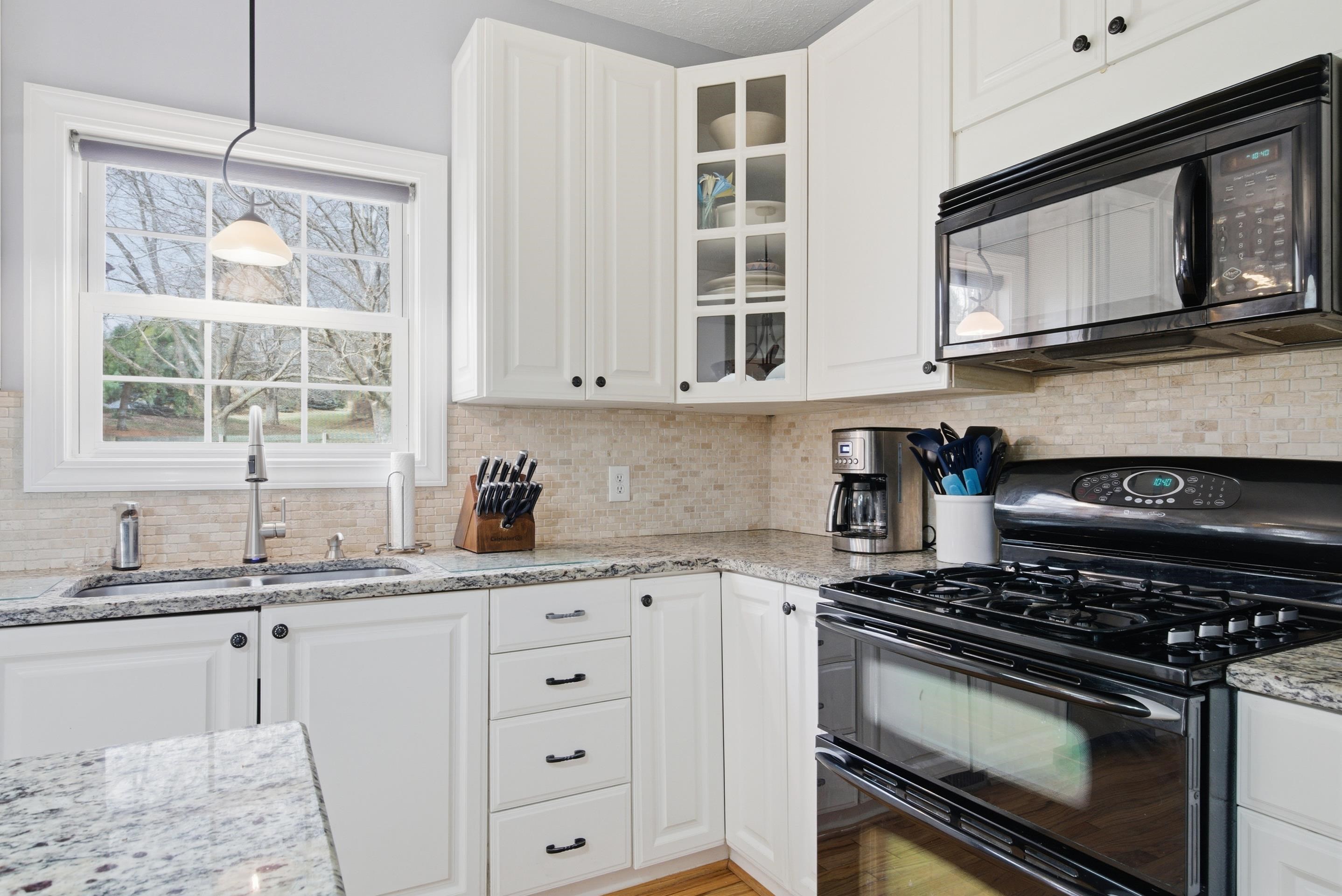 408 Cedar Orchard Dr W Drive W