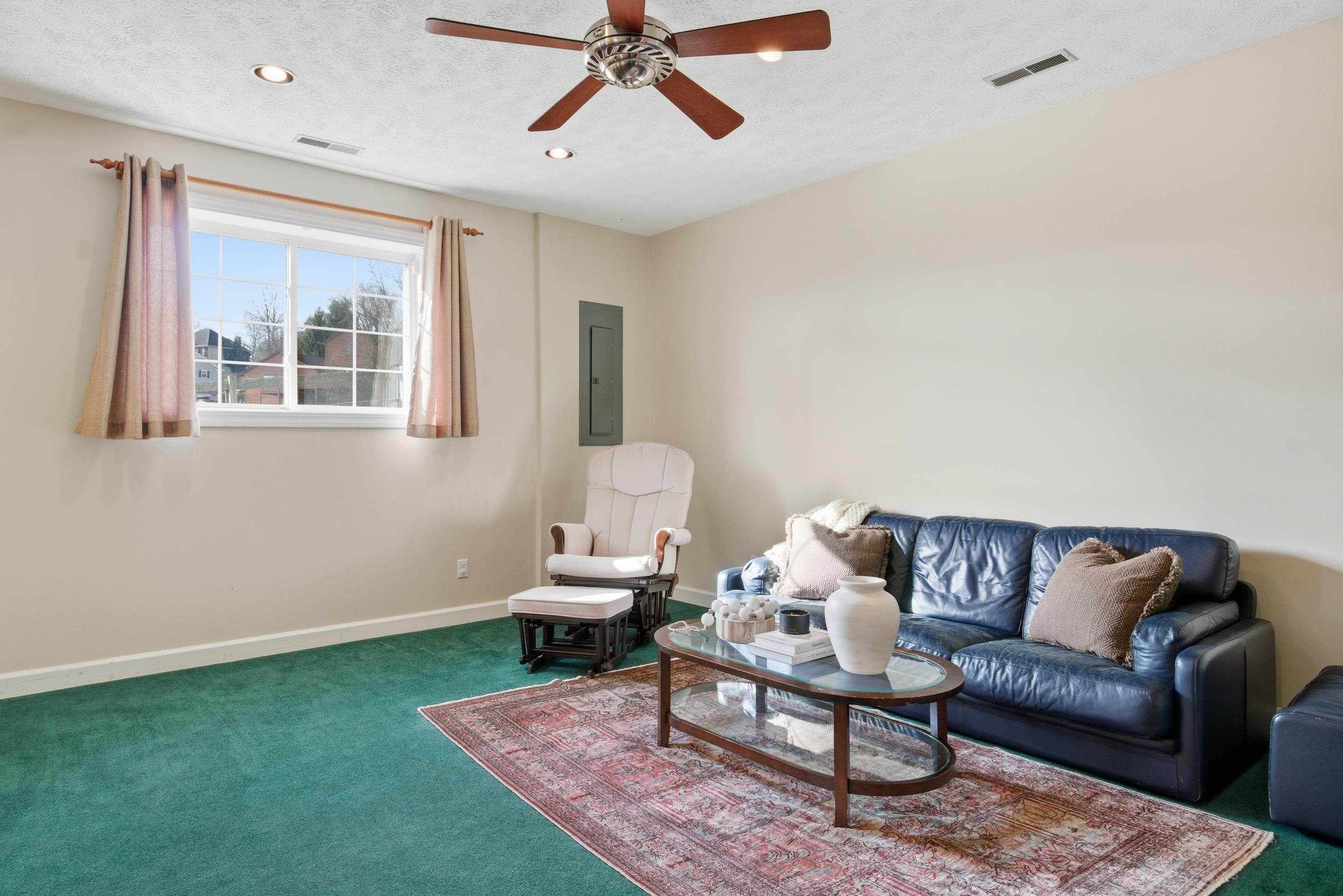 408 Cedar Orchard Dr W Drive W