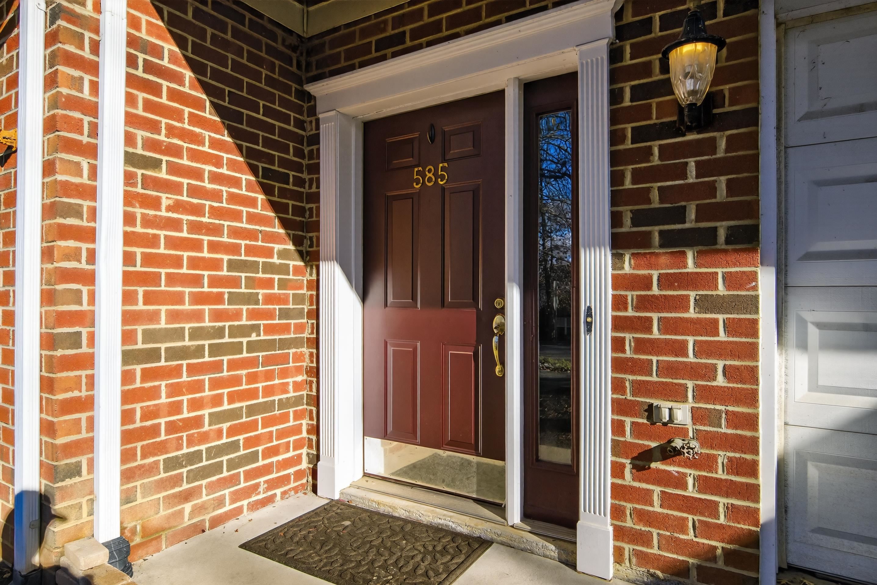 585 SILVER LEAF Drive