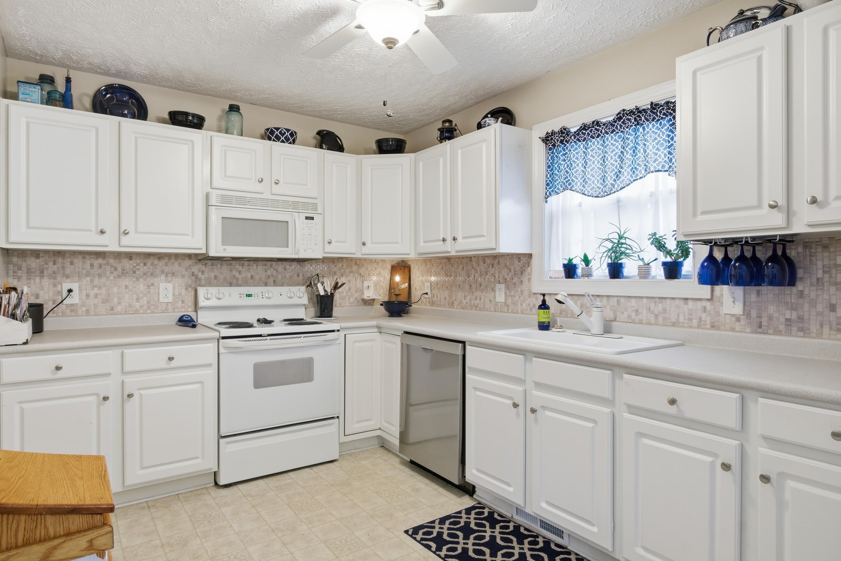 585 SILVER LEAF Drive