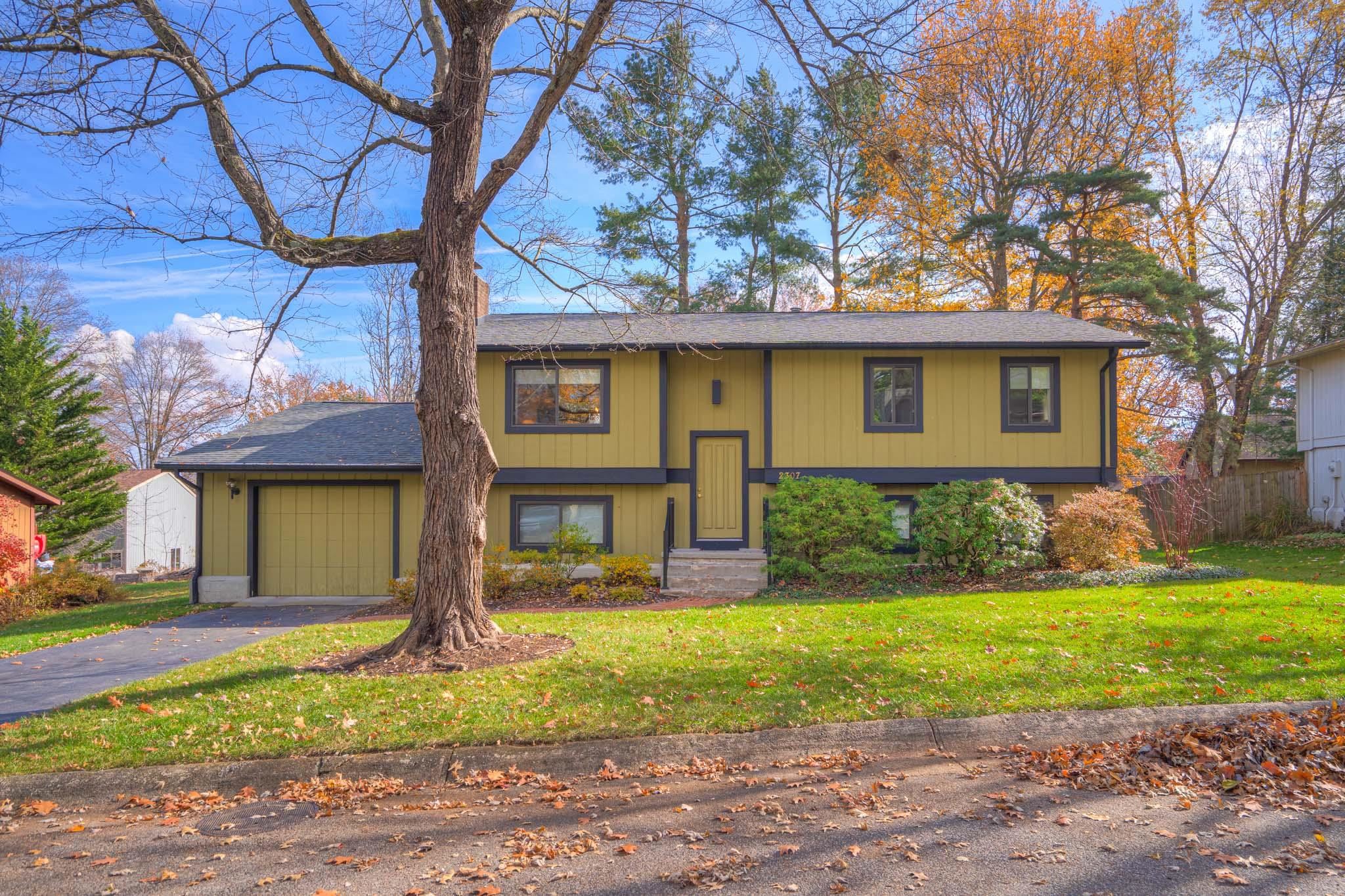 2307 Terra Bella Street