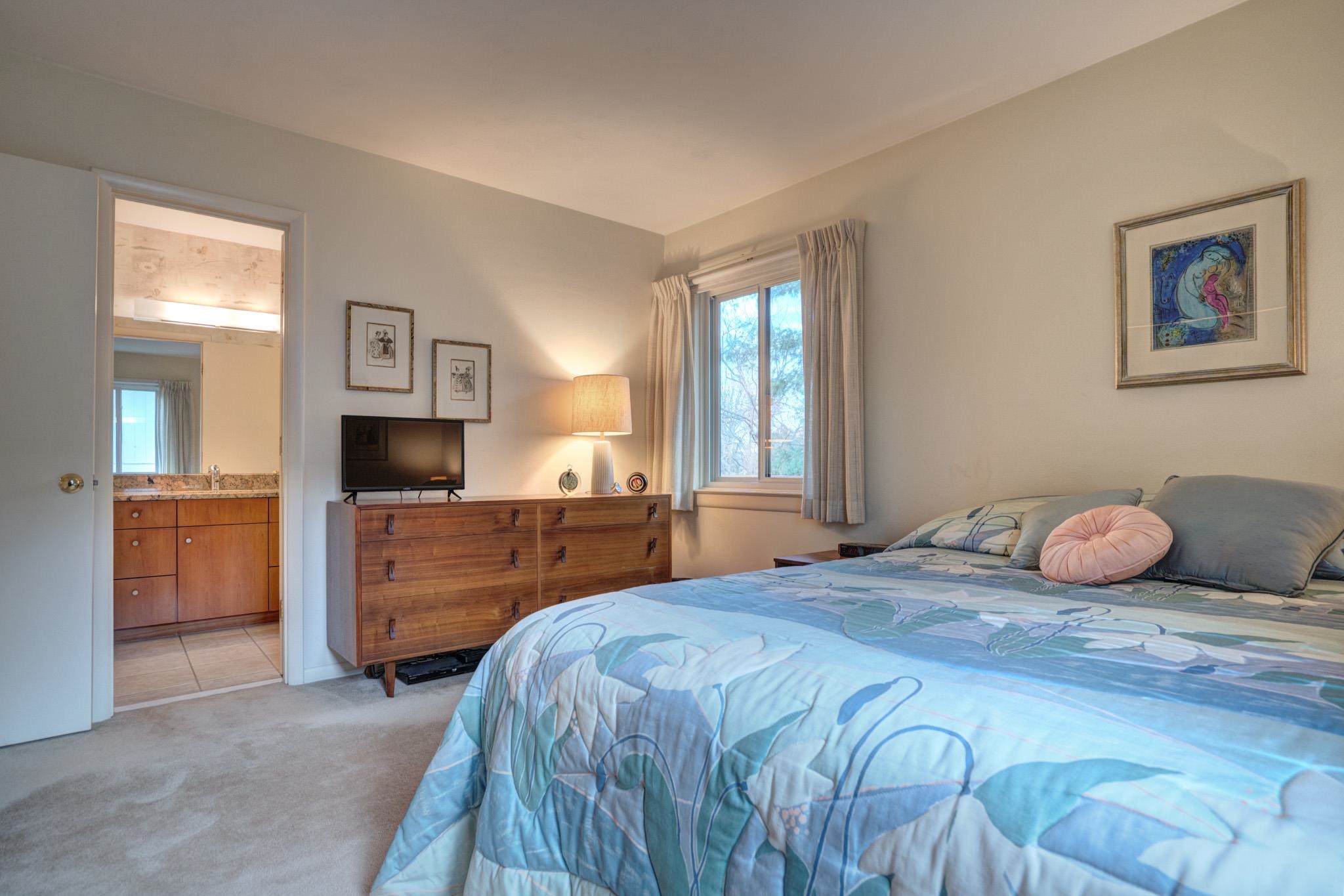 2307 Terra Bella Street