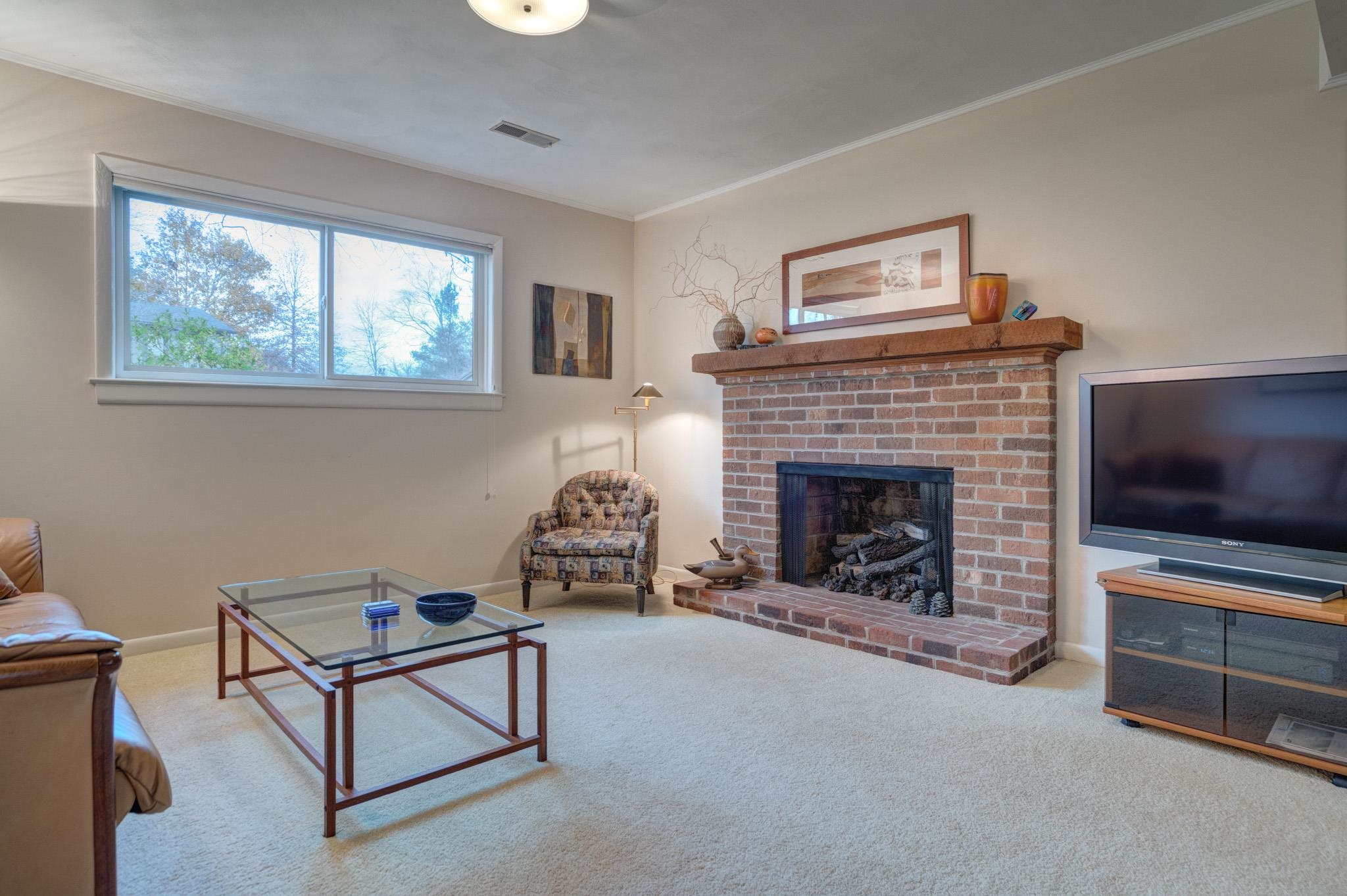 2307 Terra Bella Street