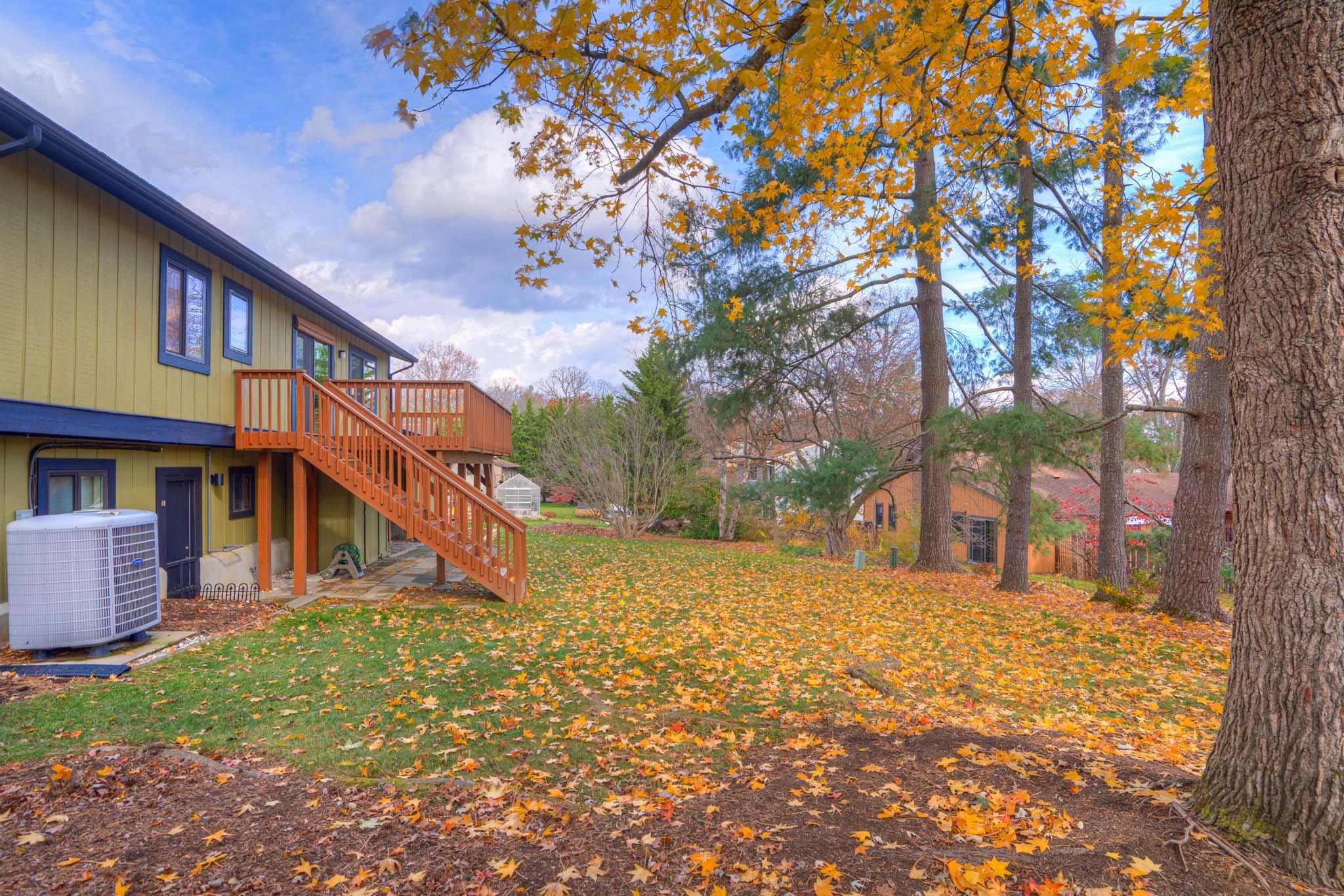 2307 Terra Bella Street