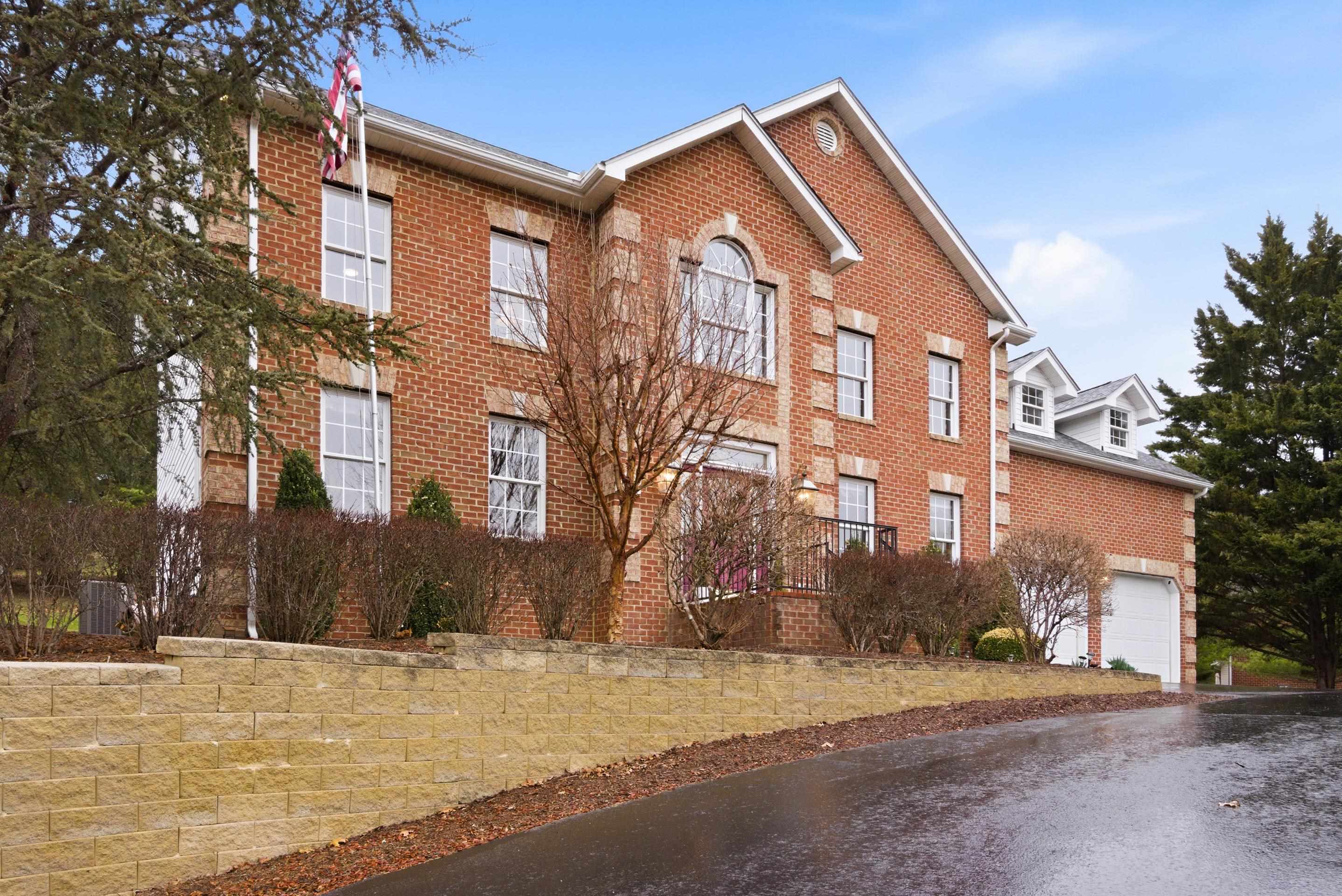 1940 Cascades Road Road