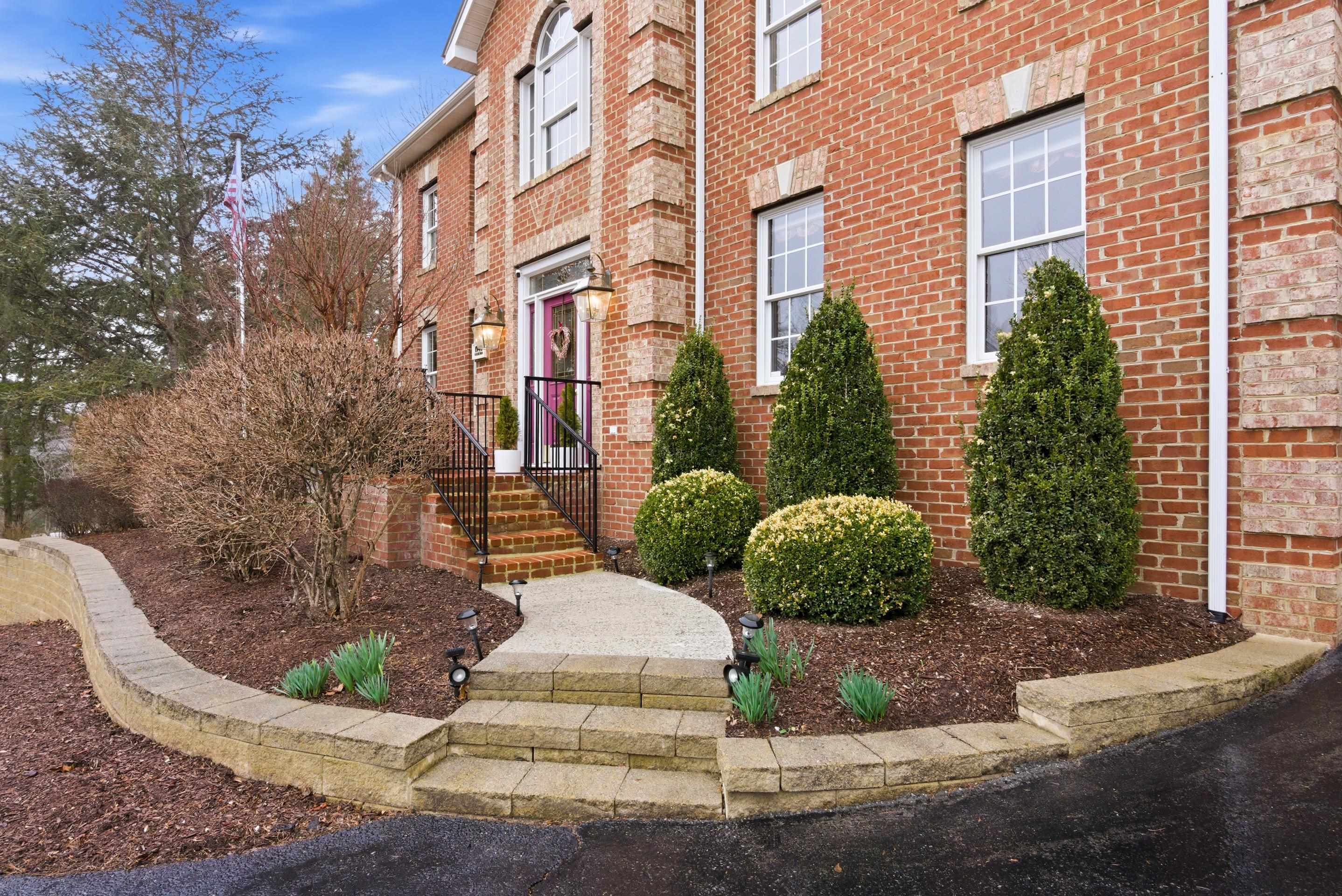 1940 Cascades Road Road