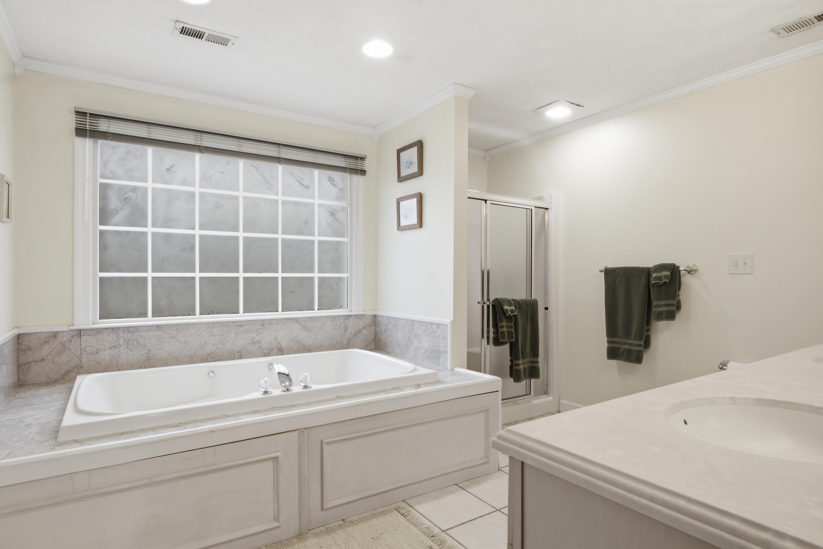 1940 Cascades Road Road