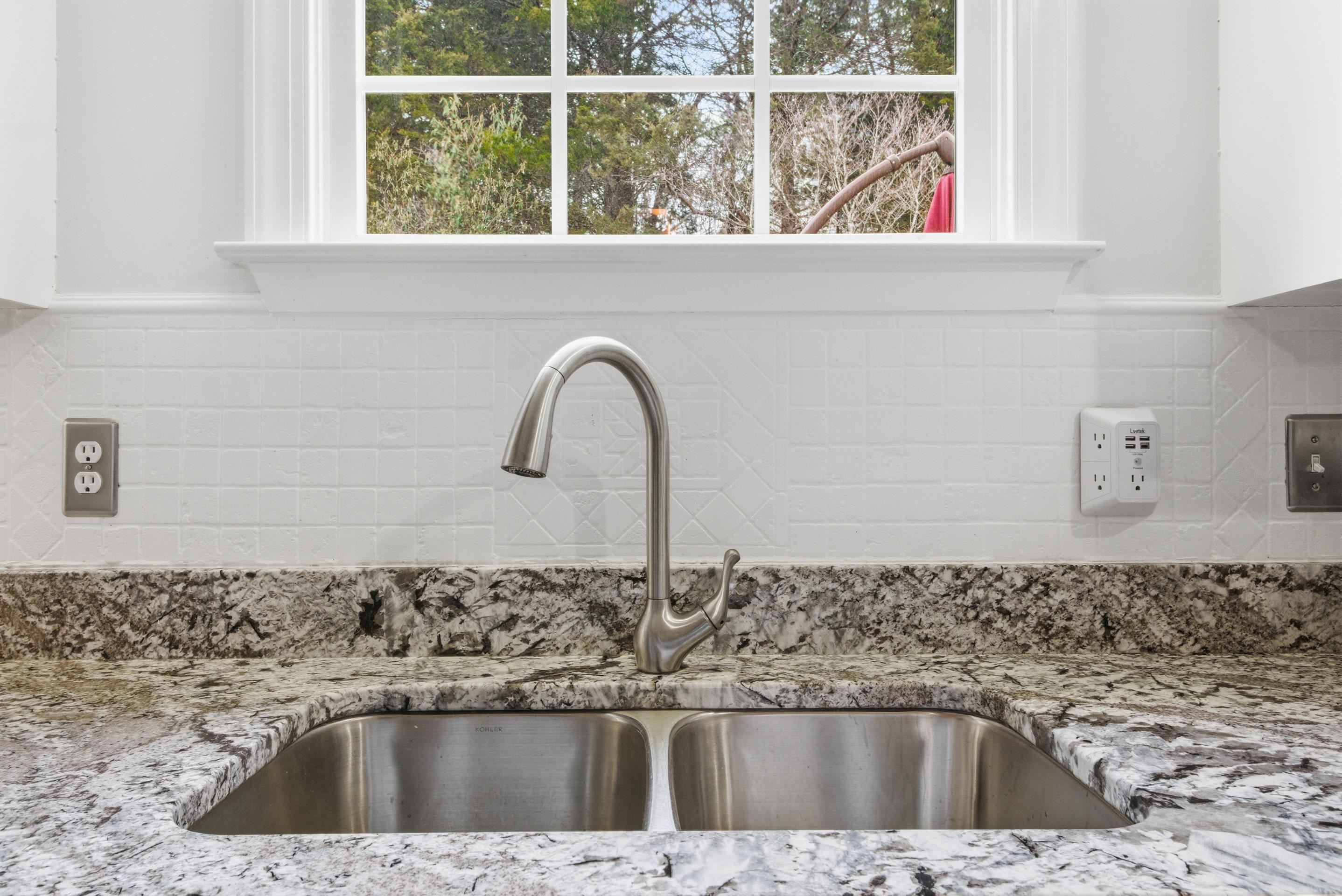 1940 Cascades Road Road