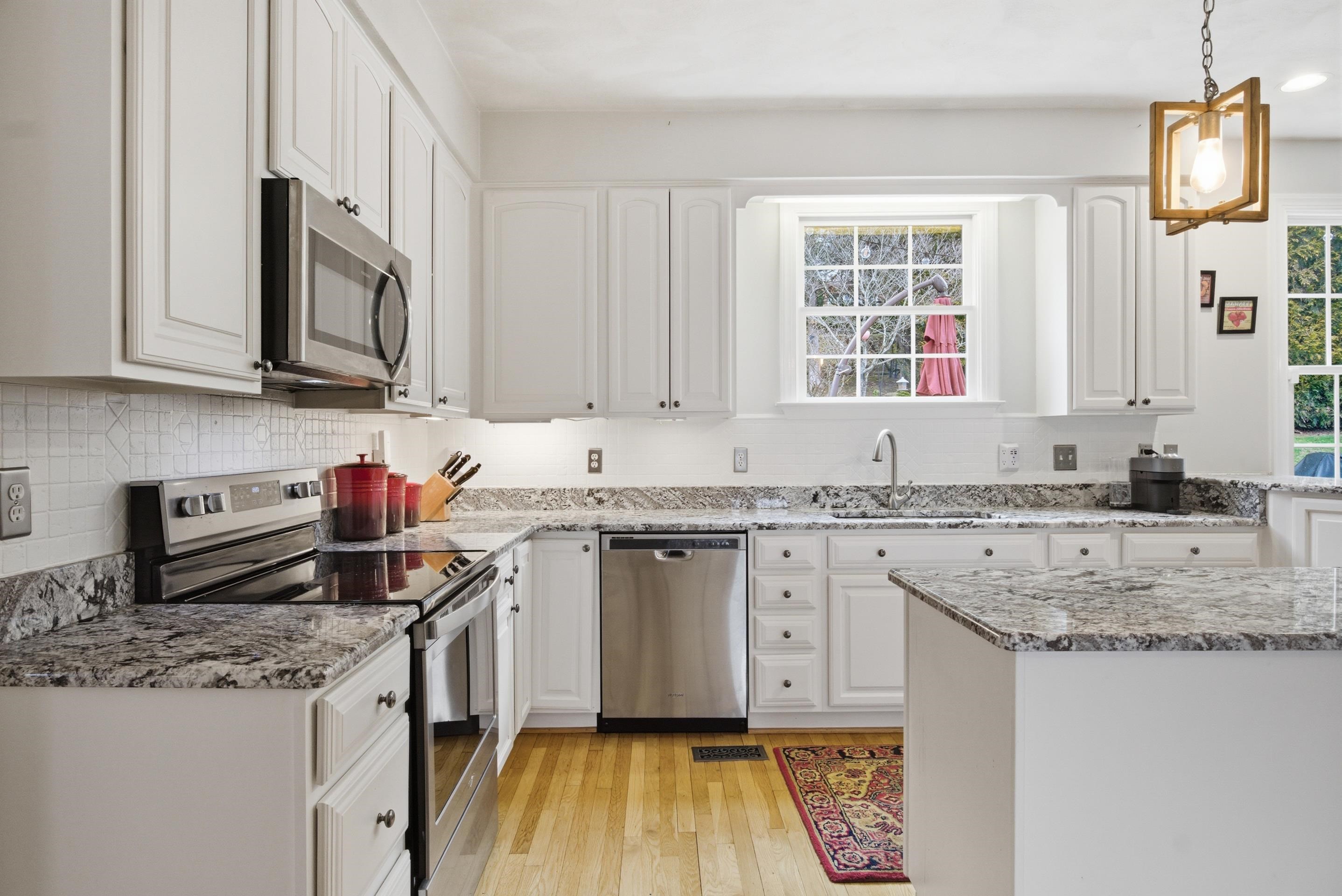 1940 Cascades Road Road