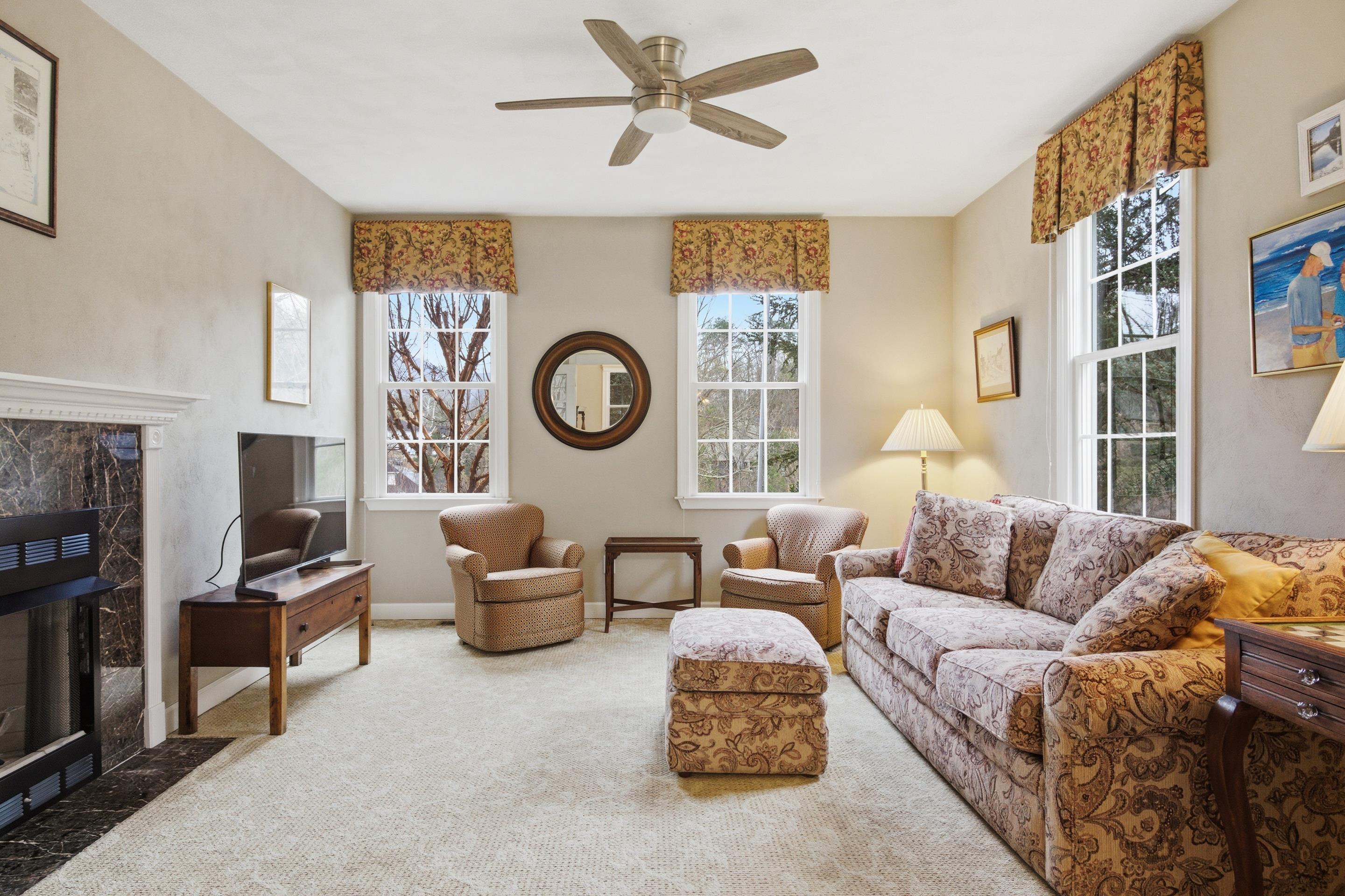 1940 Cascades Road Road