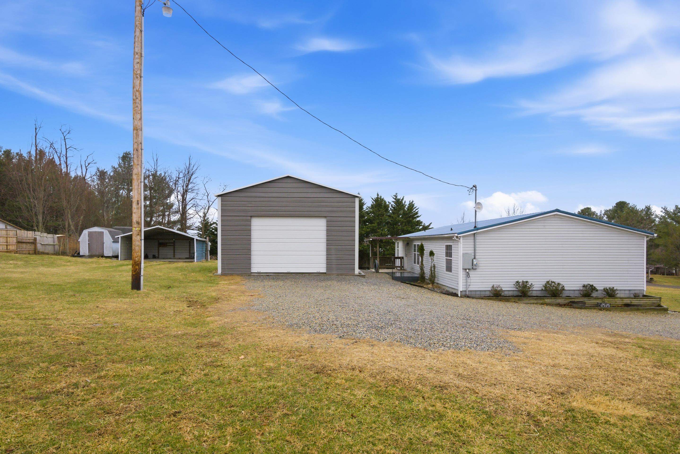 6742 FALLING BRANCH Road