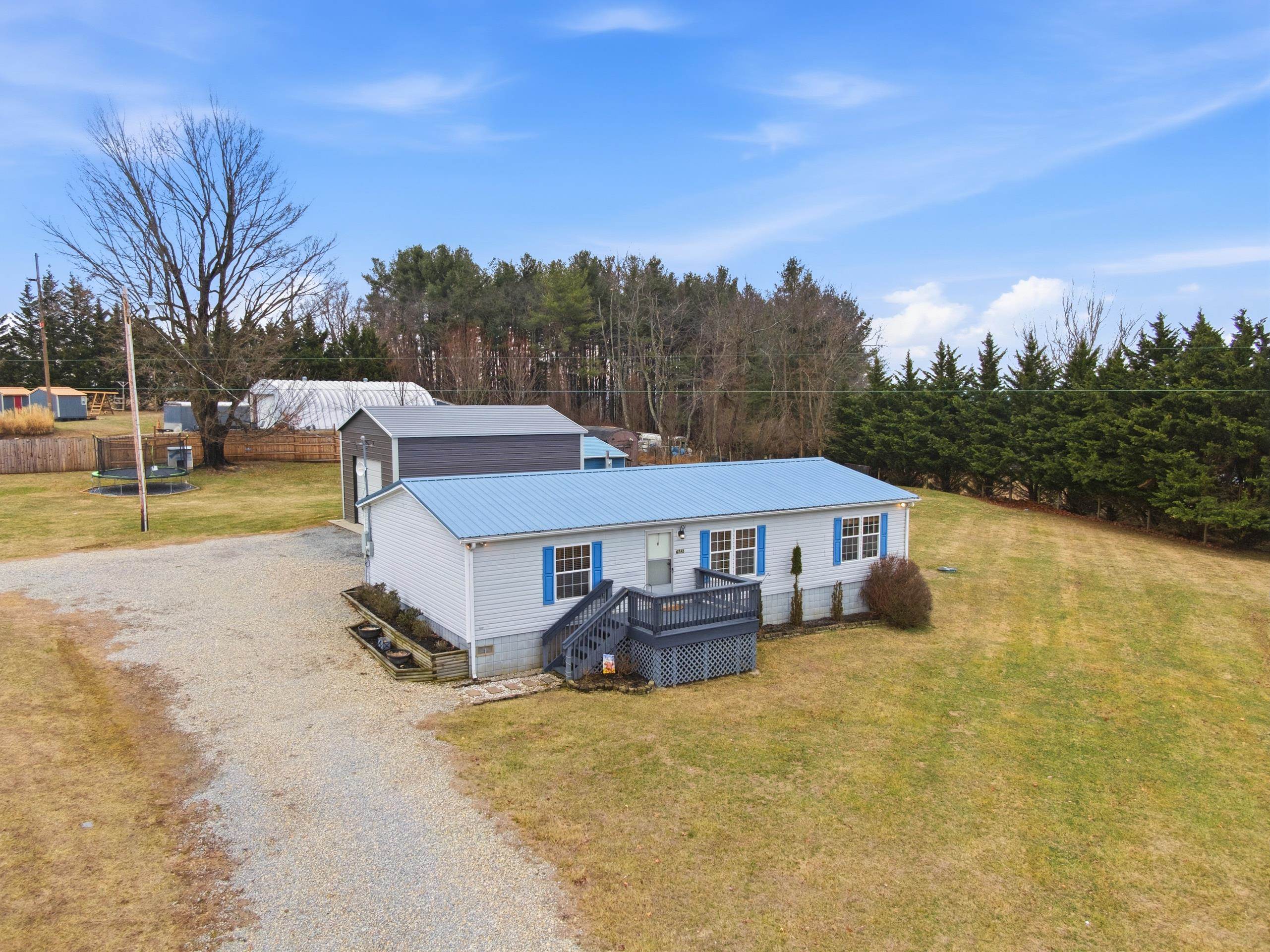 6742 FALLING BRANCH Road