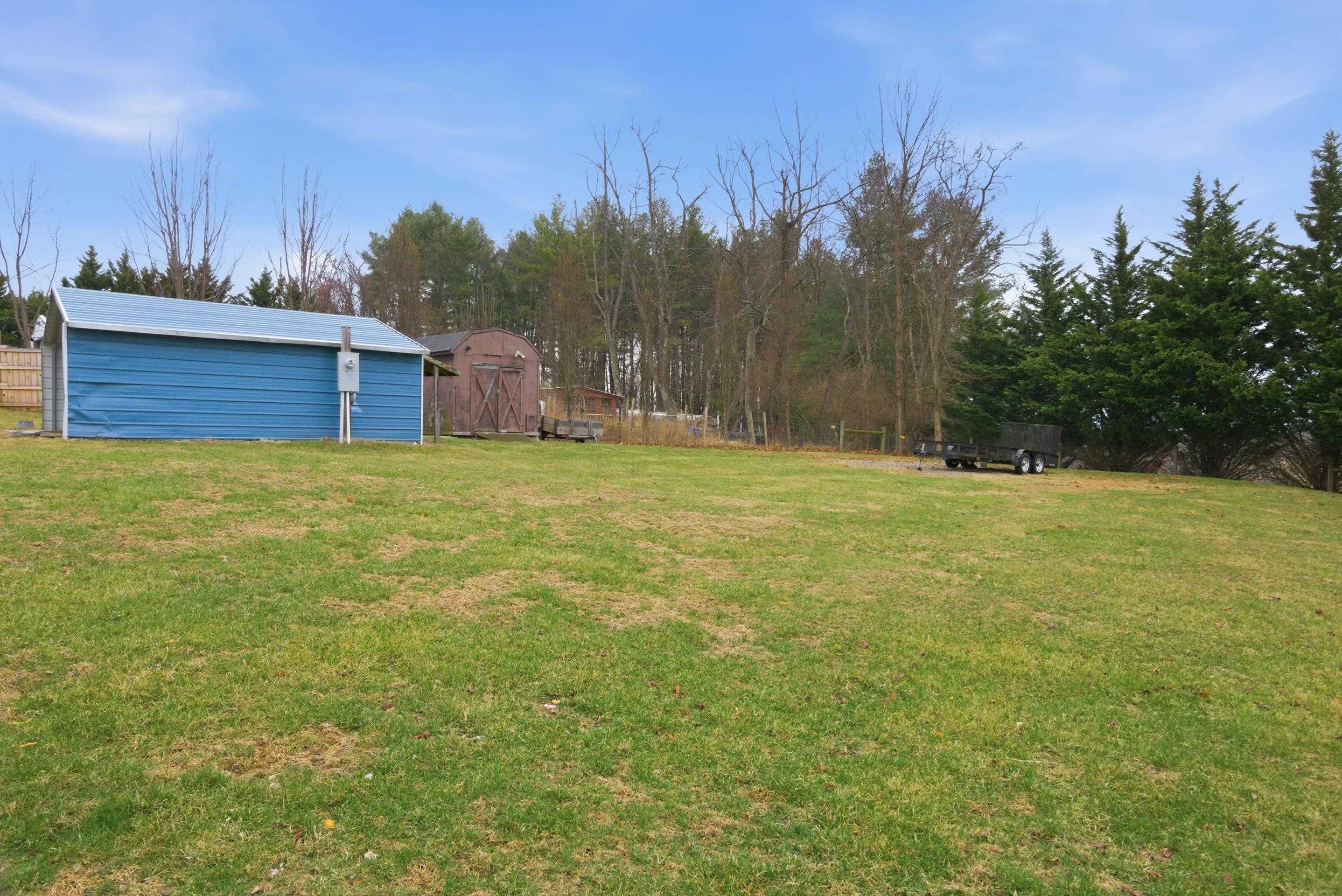 6742 FALLING BRANCH Road