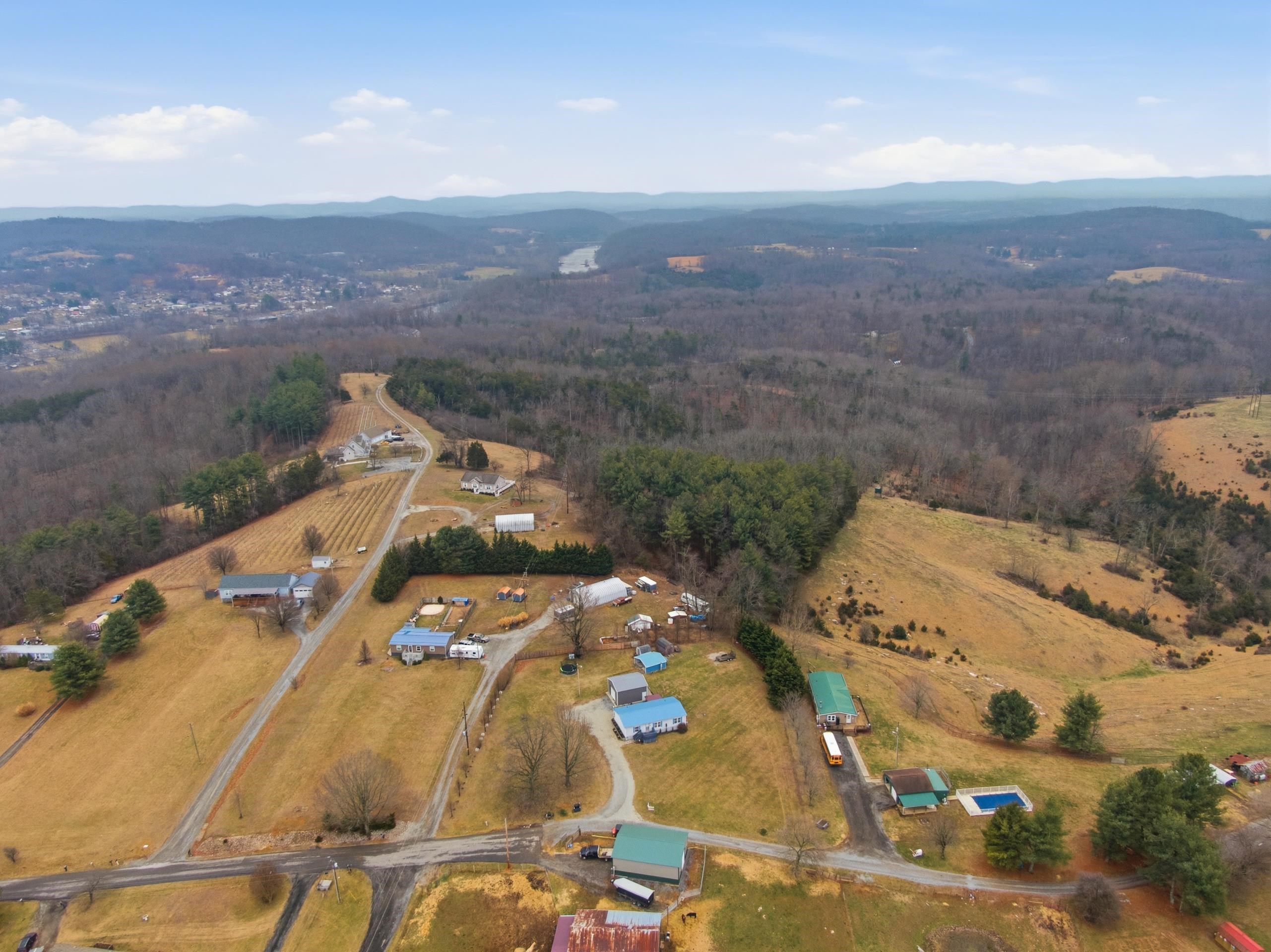 6742 FALLING BRANCH Road