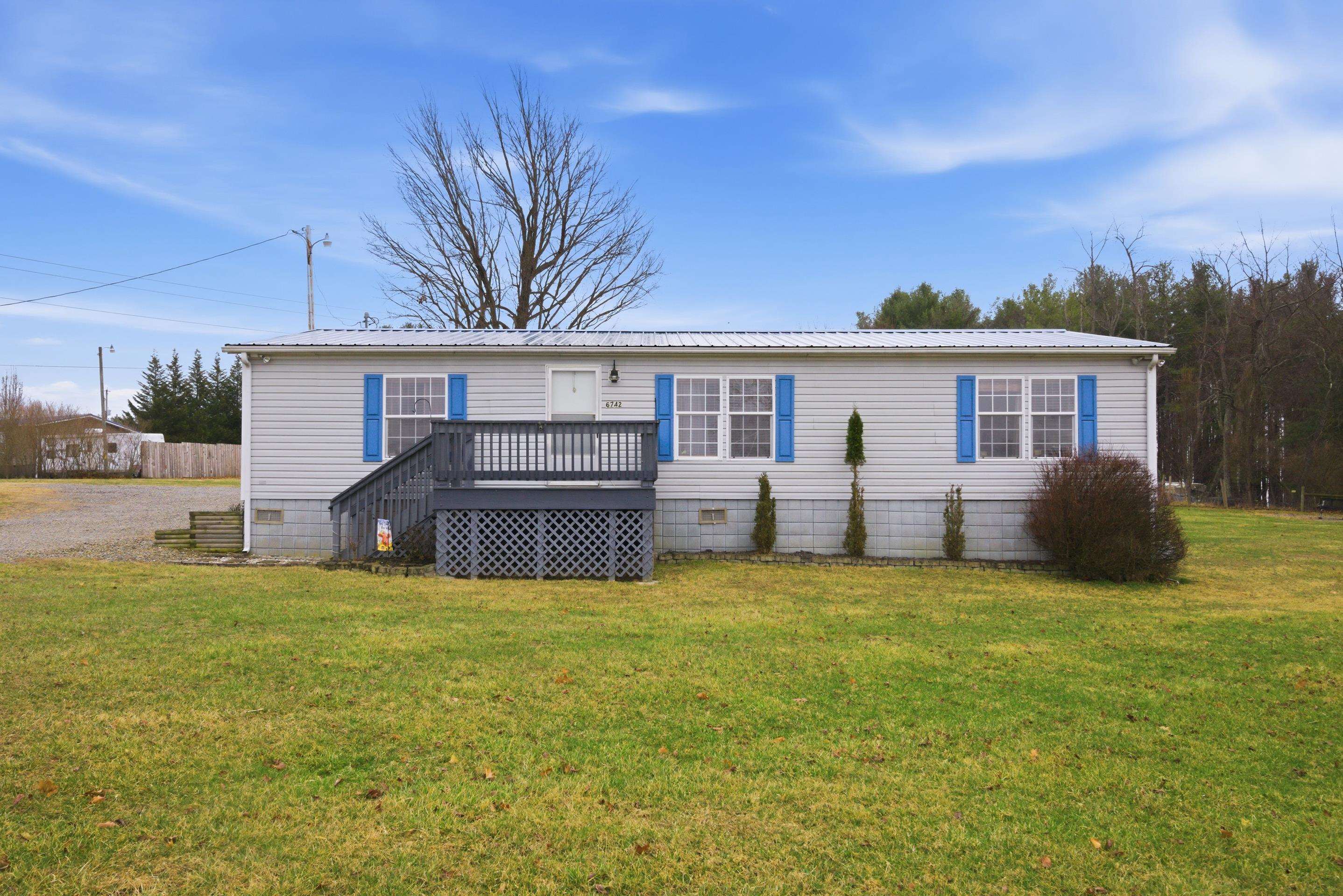 6742 FALLING BRANCH Road