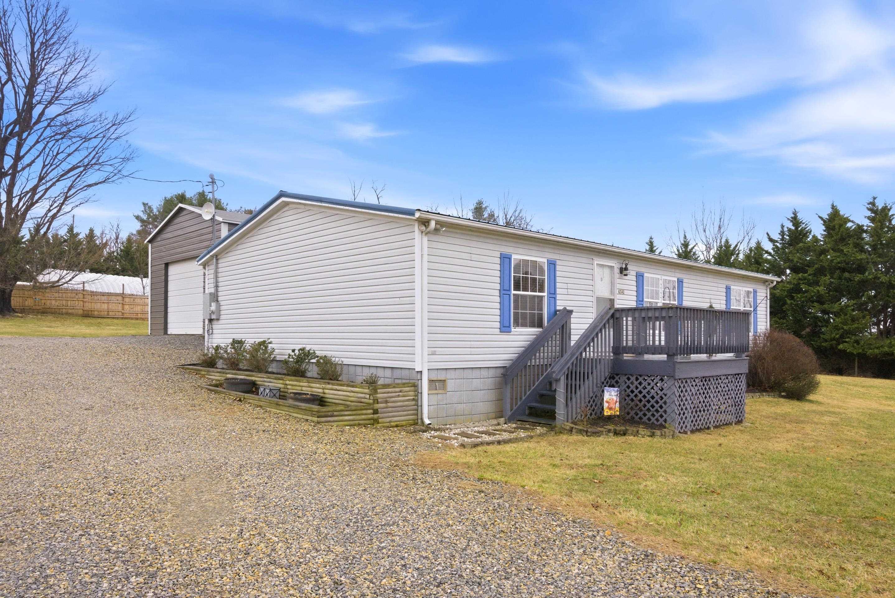 6742 FALLING BRANCH Road