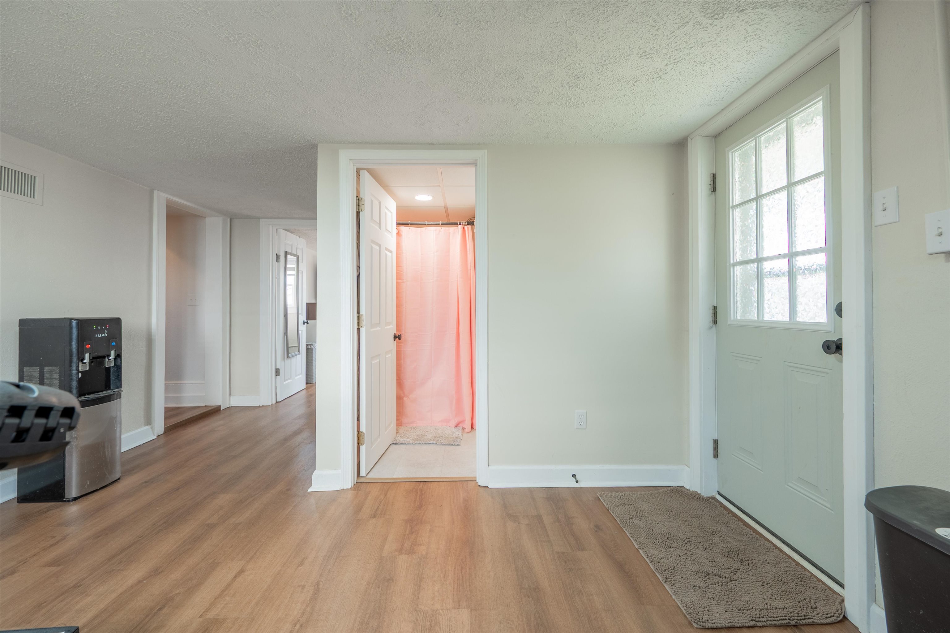 770 W WASHINGTON Street