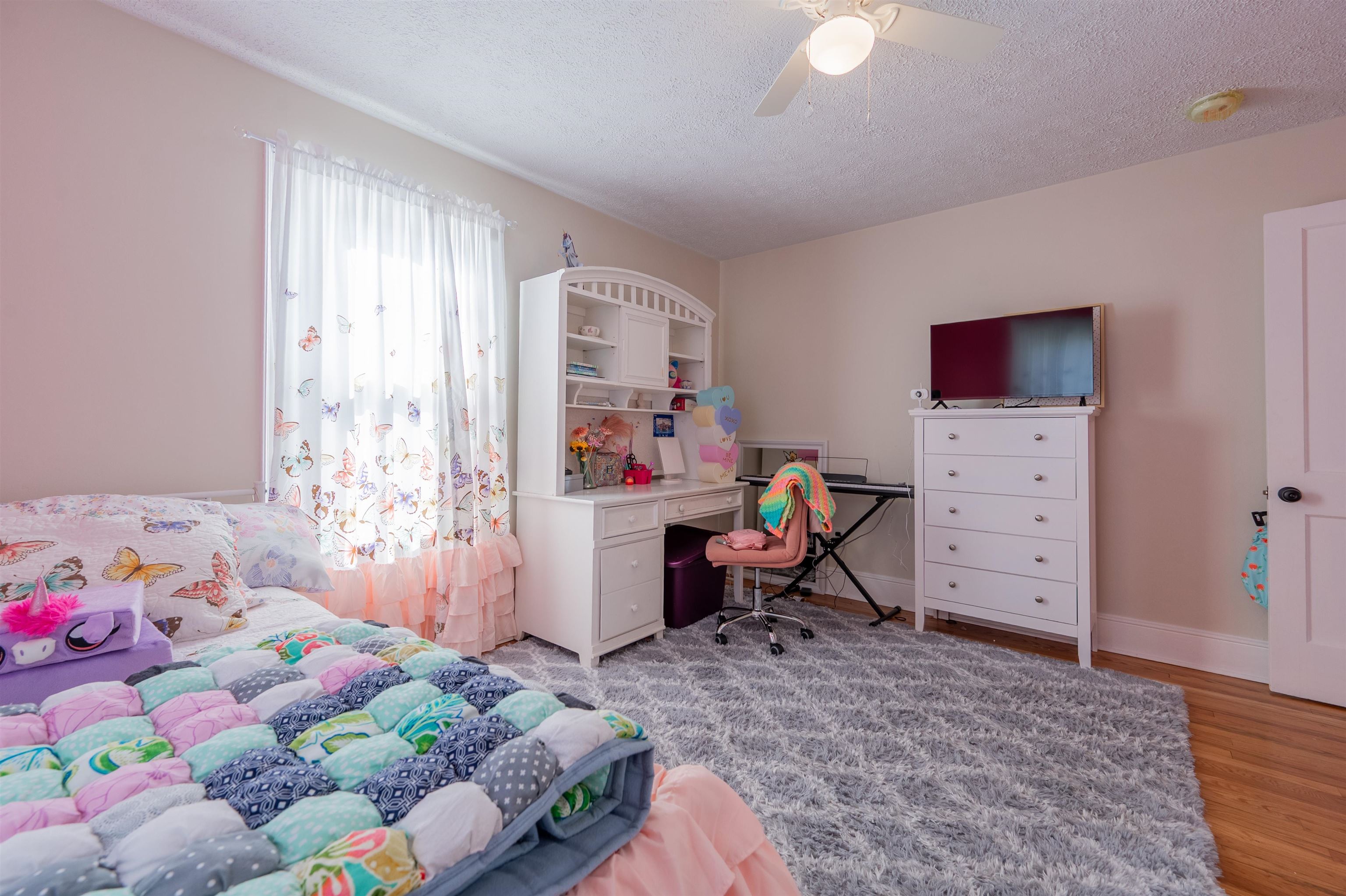 770 W WASHINGTON Street