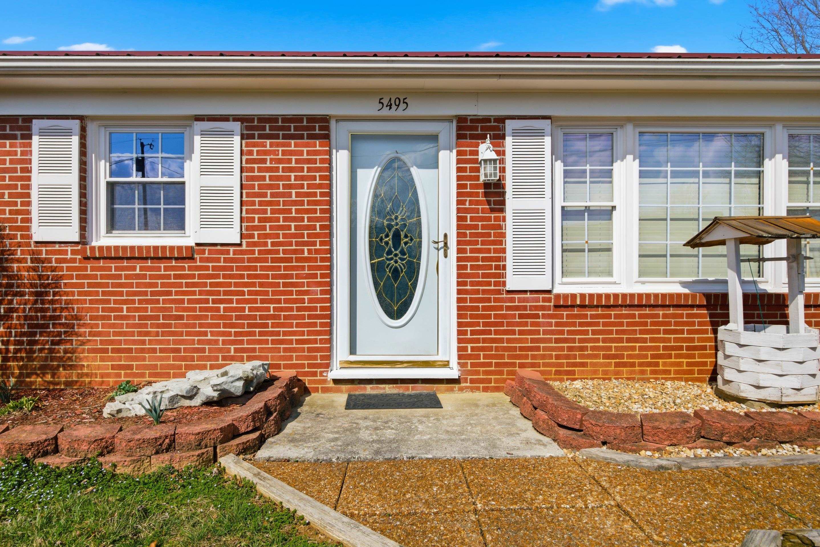 5495 Mitchell Drive