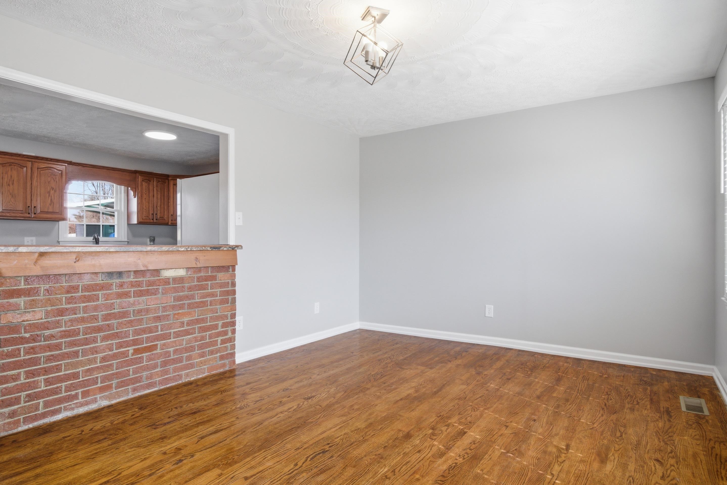 5495 Mitchell Drive