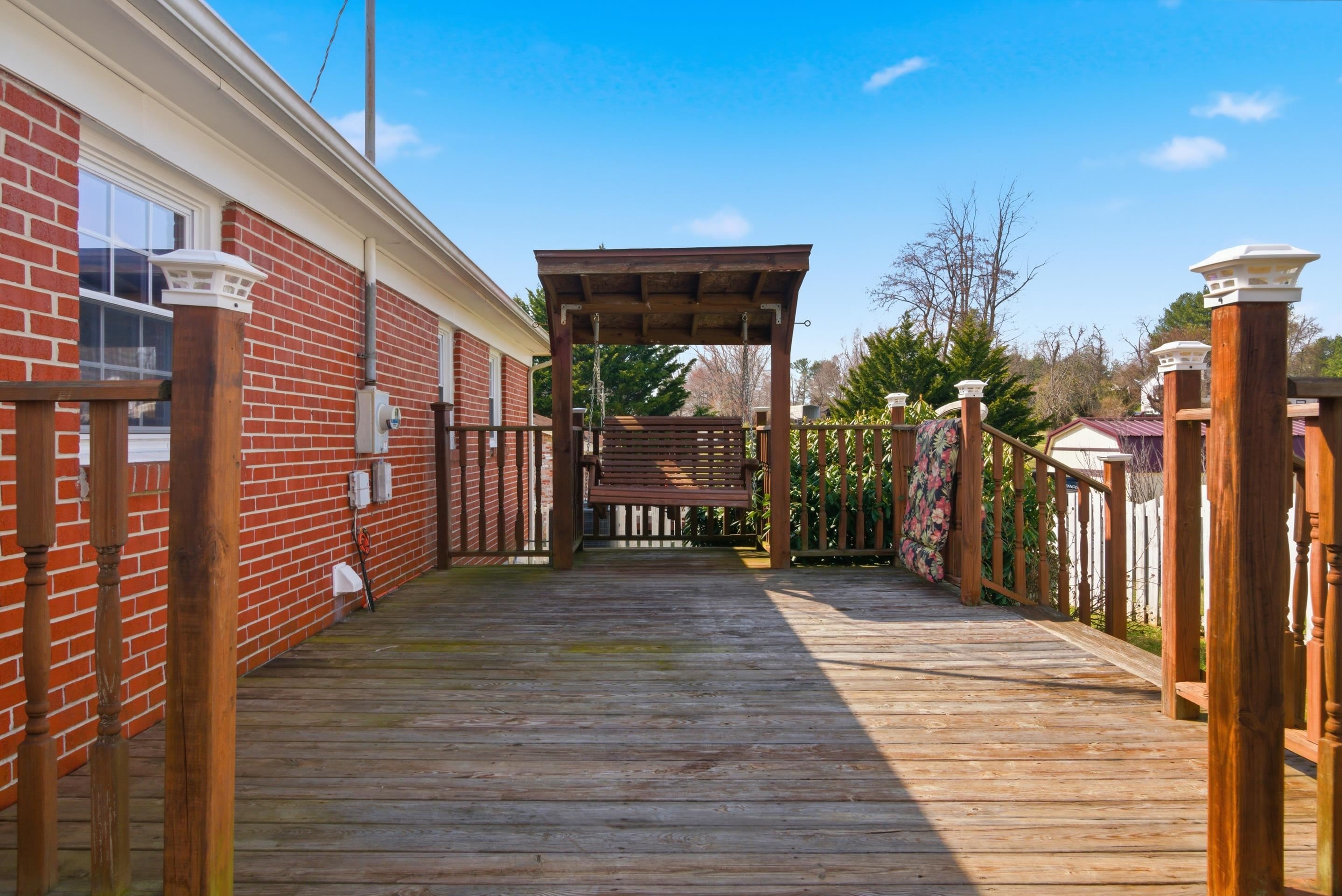 5495 Mitchell Drive
