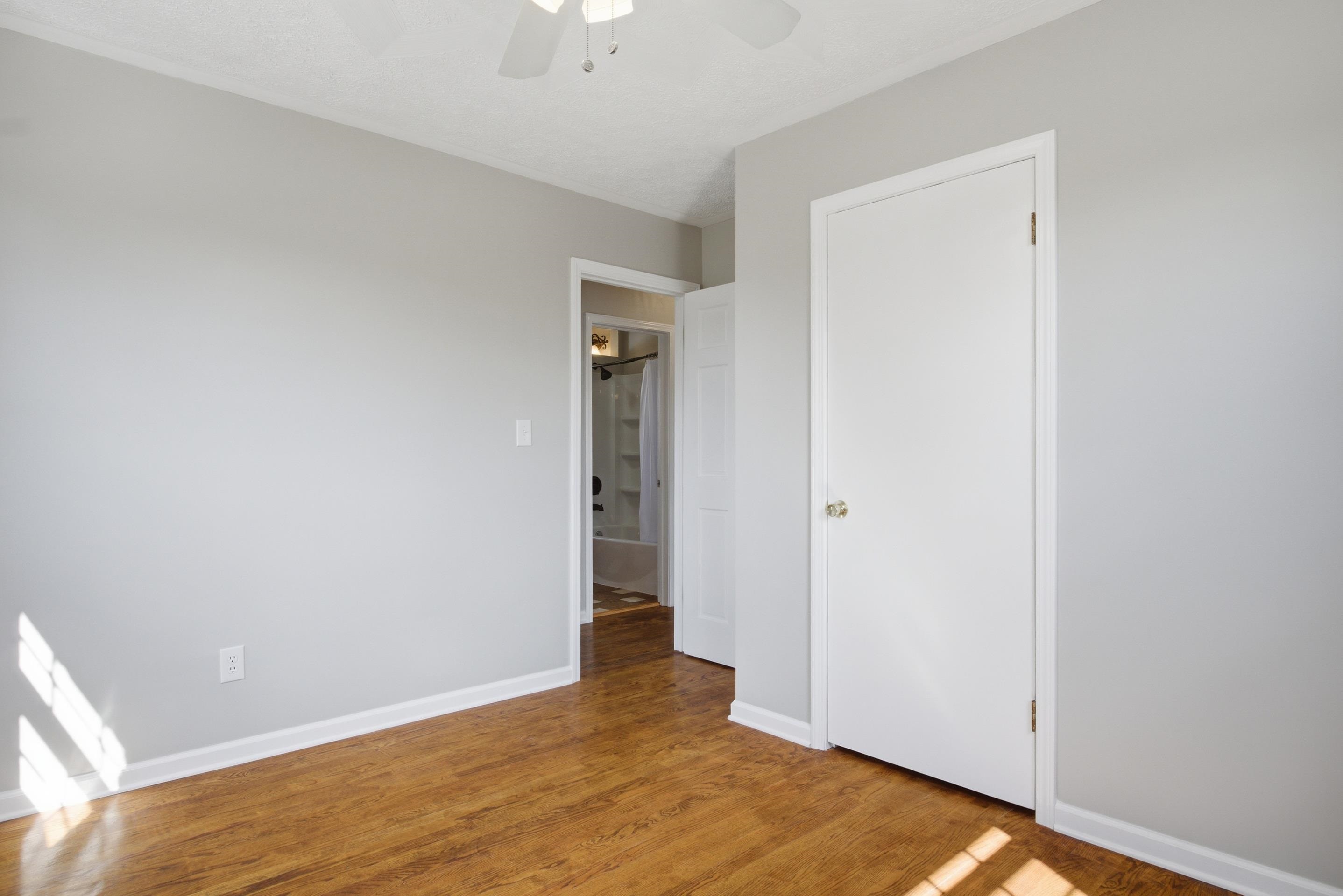 5495 Mitchell Drive