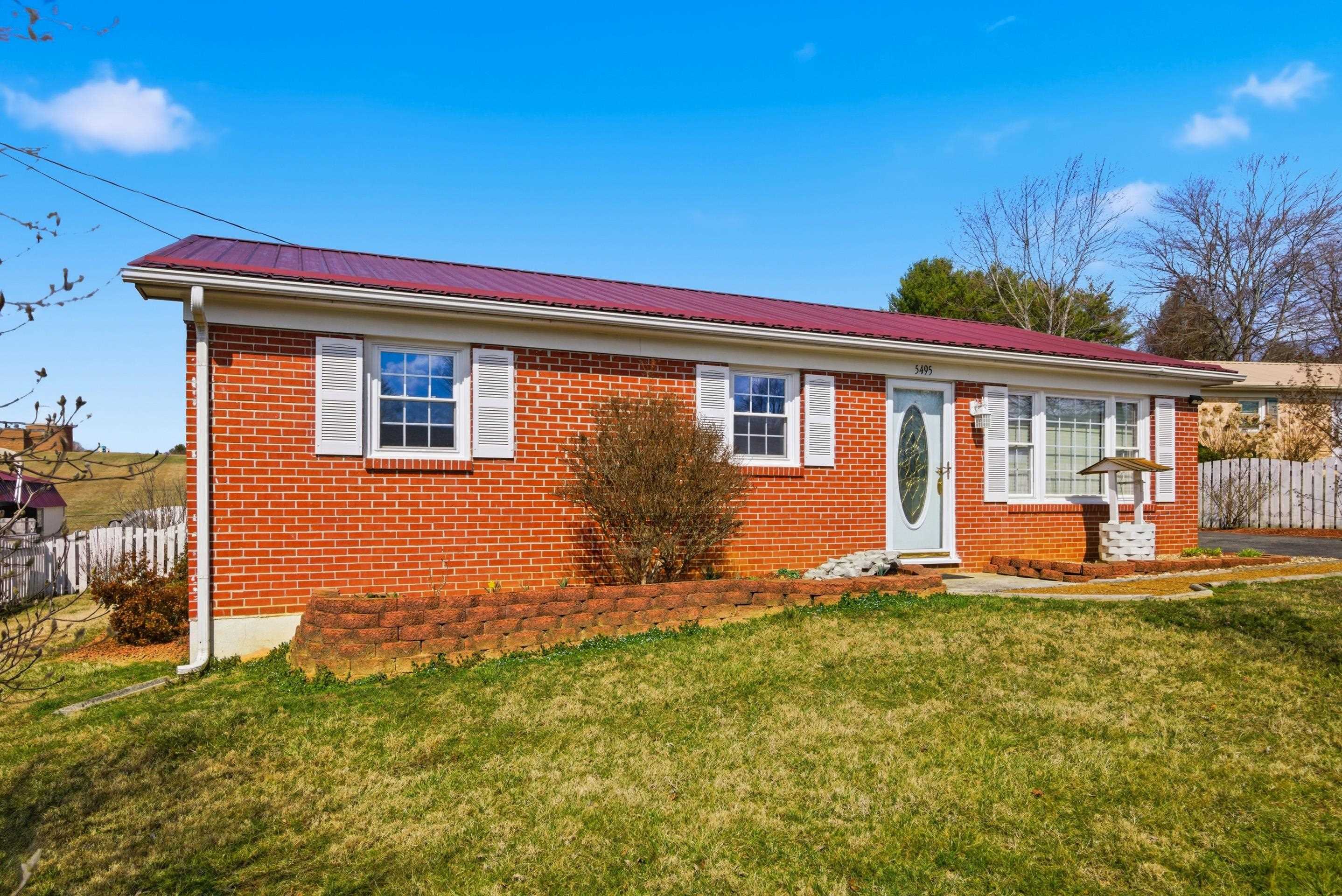 5495 Mitchell Drive
