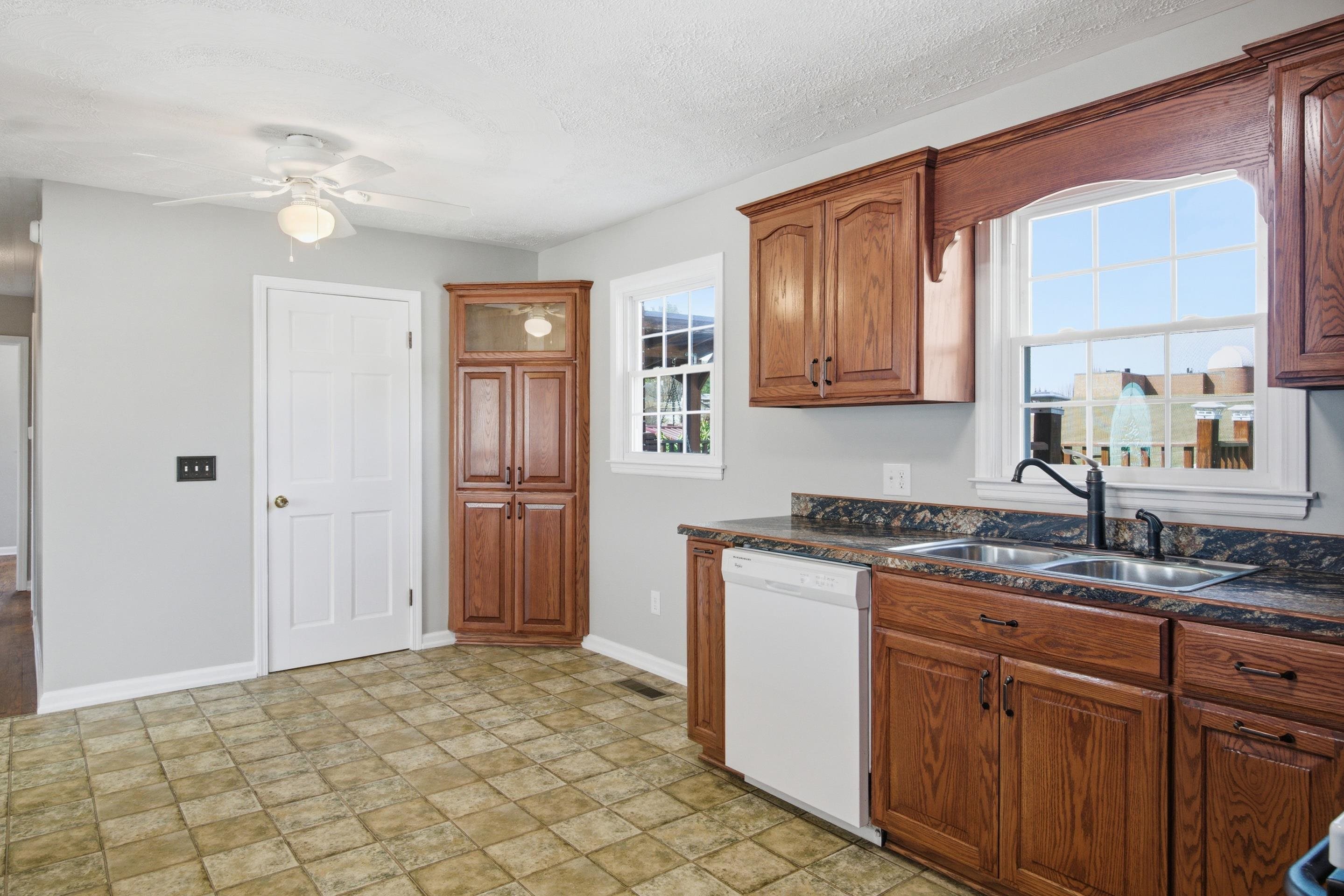 5495 Mitchell Drive
