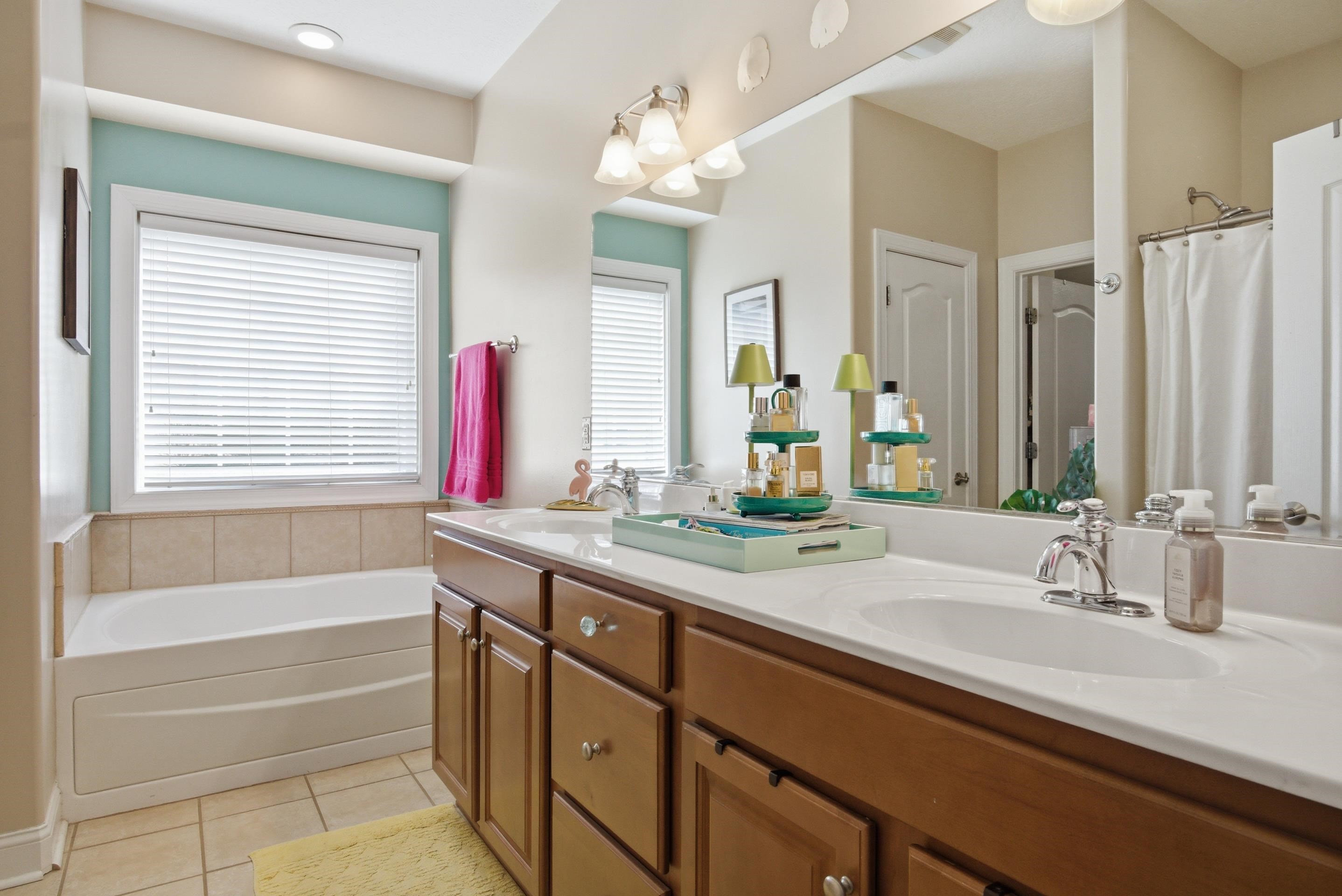 2040 NORTHSIDE Drive