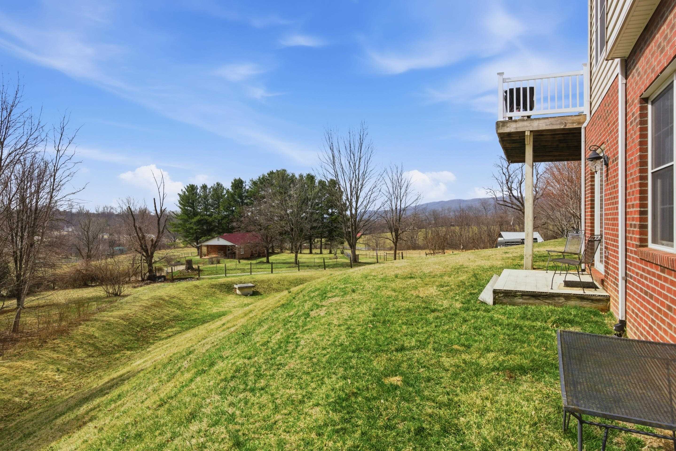 2040 NORTHSIDE Drive