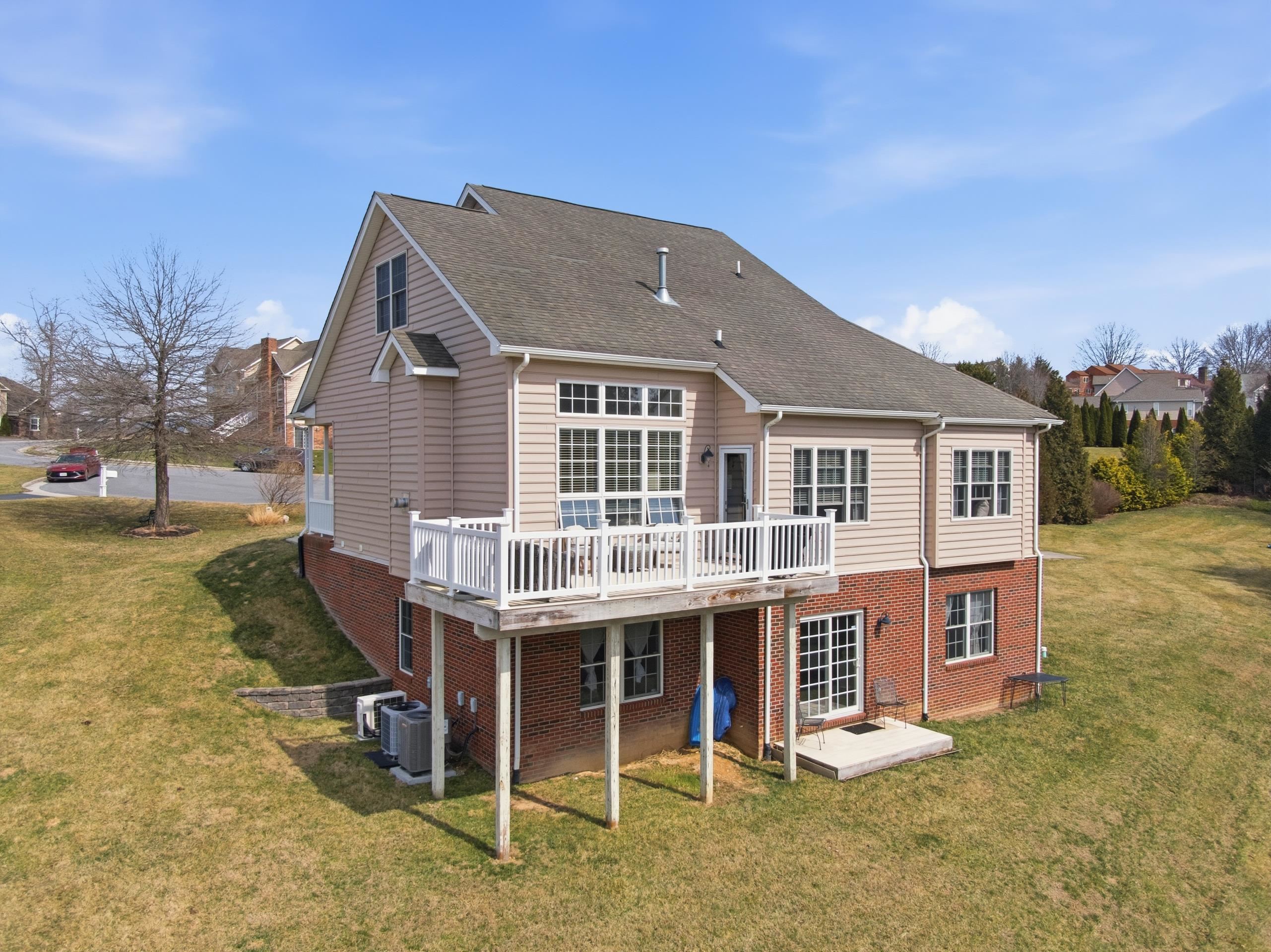 2040 NORTHSIDE Drive