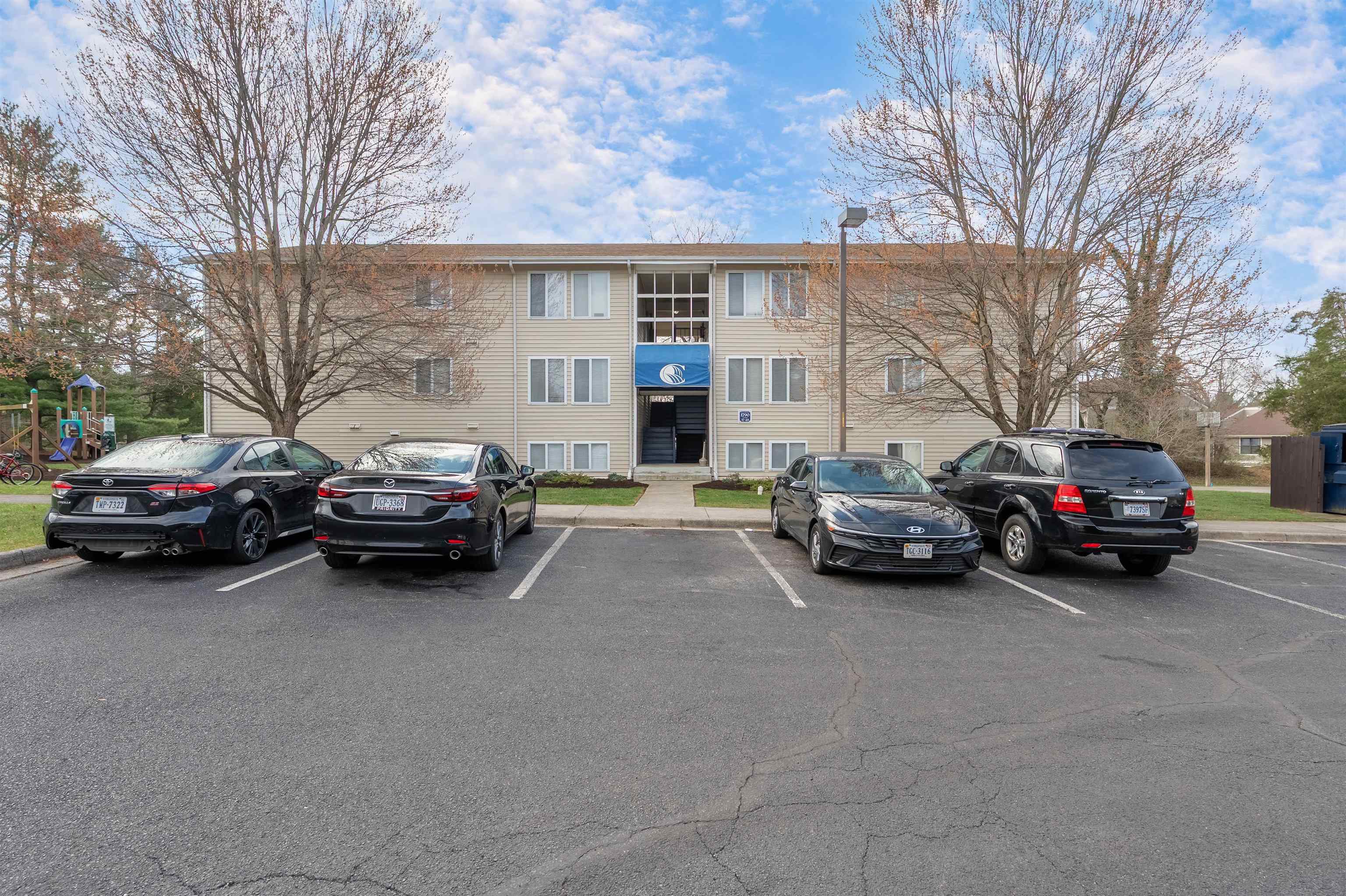 1790 Liberty Lane D42