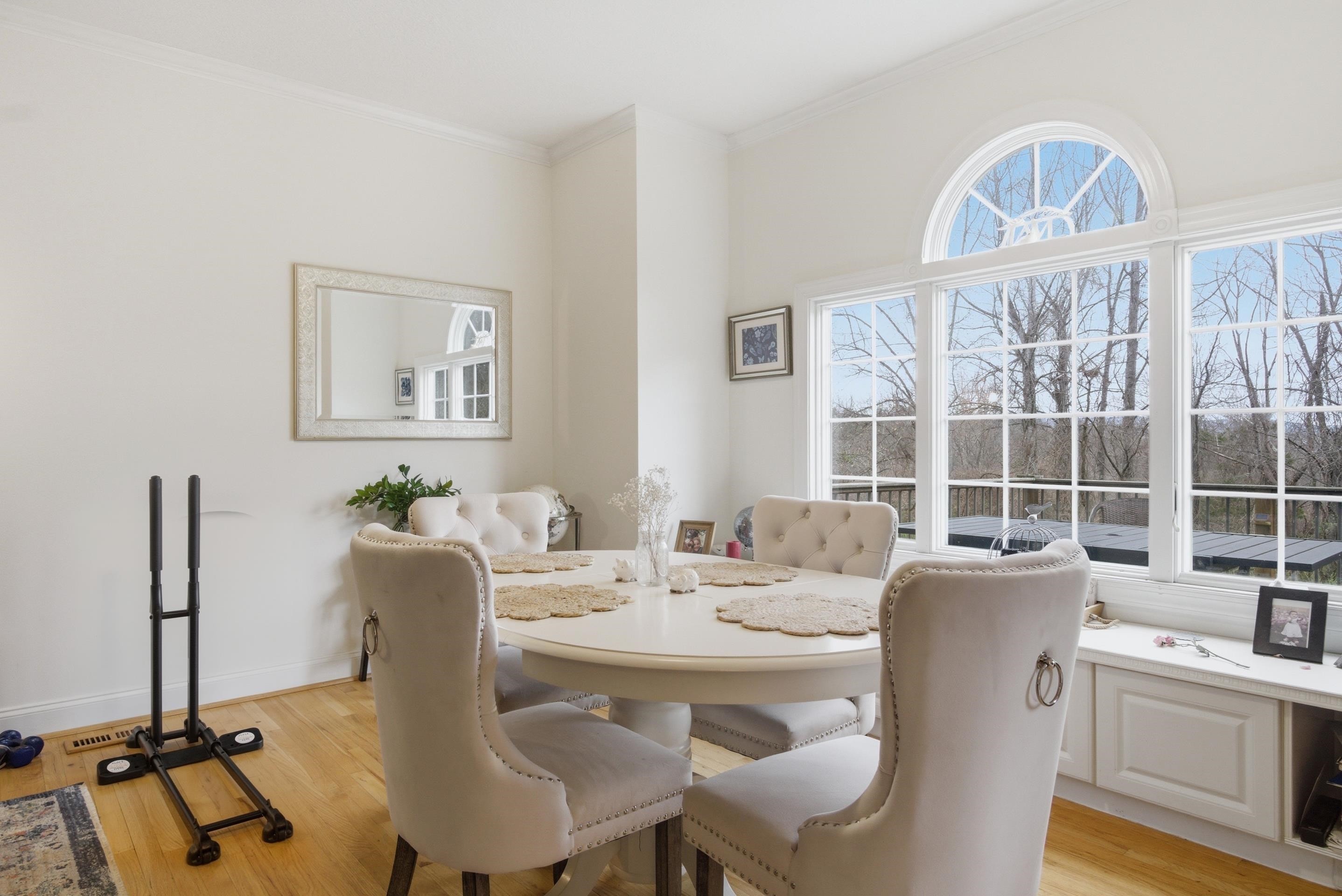 2645 Blossom Trail E